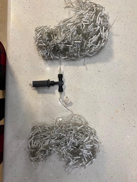 82FT 810 LED Christmas Lights 180 Ice Drops, 12 Lighting Modes and Timer customer photo 2
