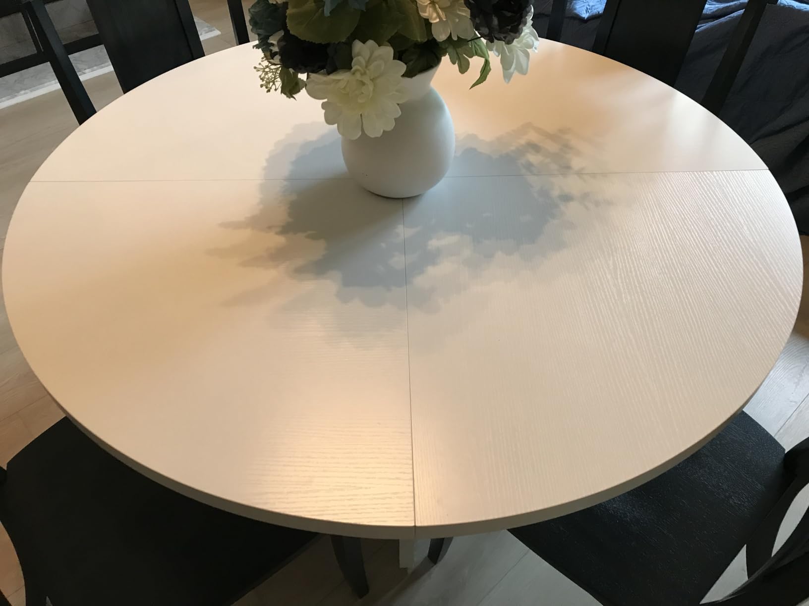 LITTLE TREE Round Dining Table for 4-6 People, 47 Inches Dining Room Table with Wooden Pedestal Base, Circle Kitchen Tables for Dining Room, Kitchen, Living Room, Oak customer photo 2