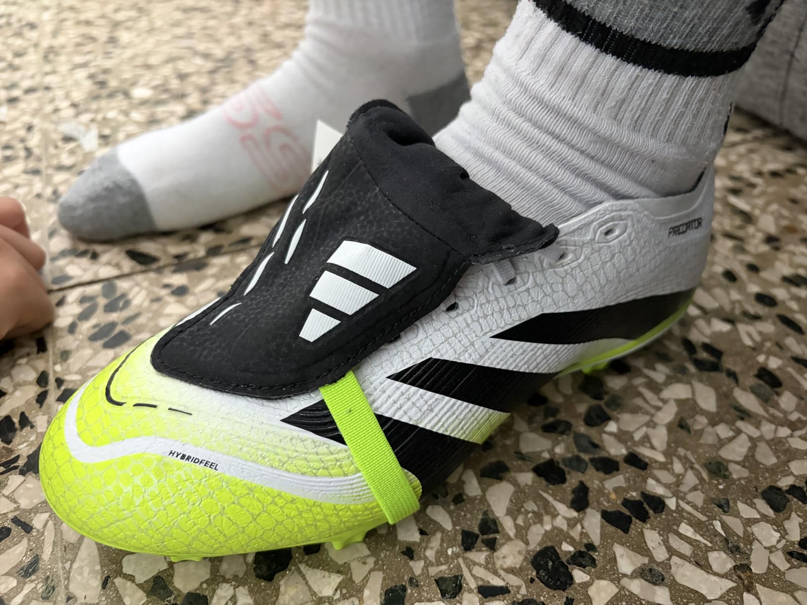 adidas Unisex-Adult League Predator Fold-Over Tongue Firm/Multi Ground Cleat customer photo 1