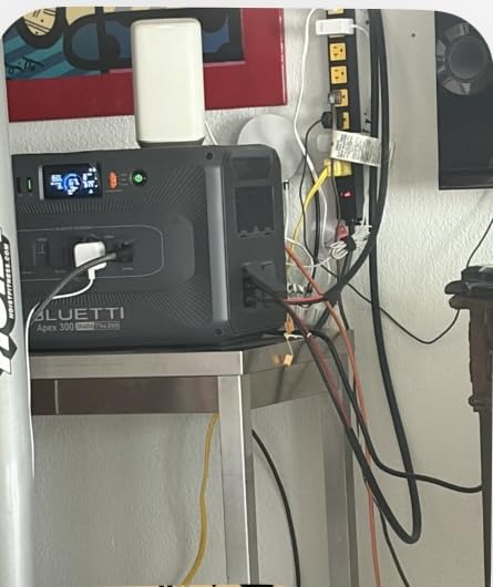 BLUETTI Apex 300 Portable Power Station 2764.8Wh 3840W LFP Solar Generator customer photo 1