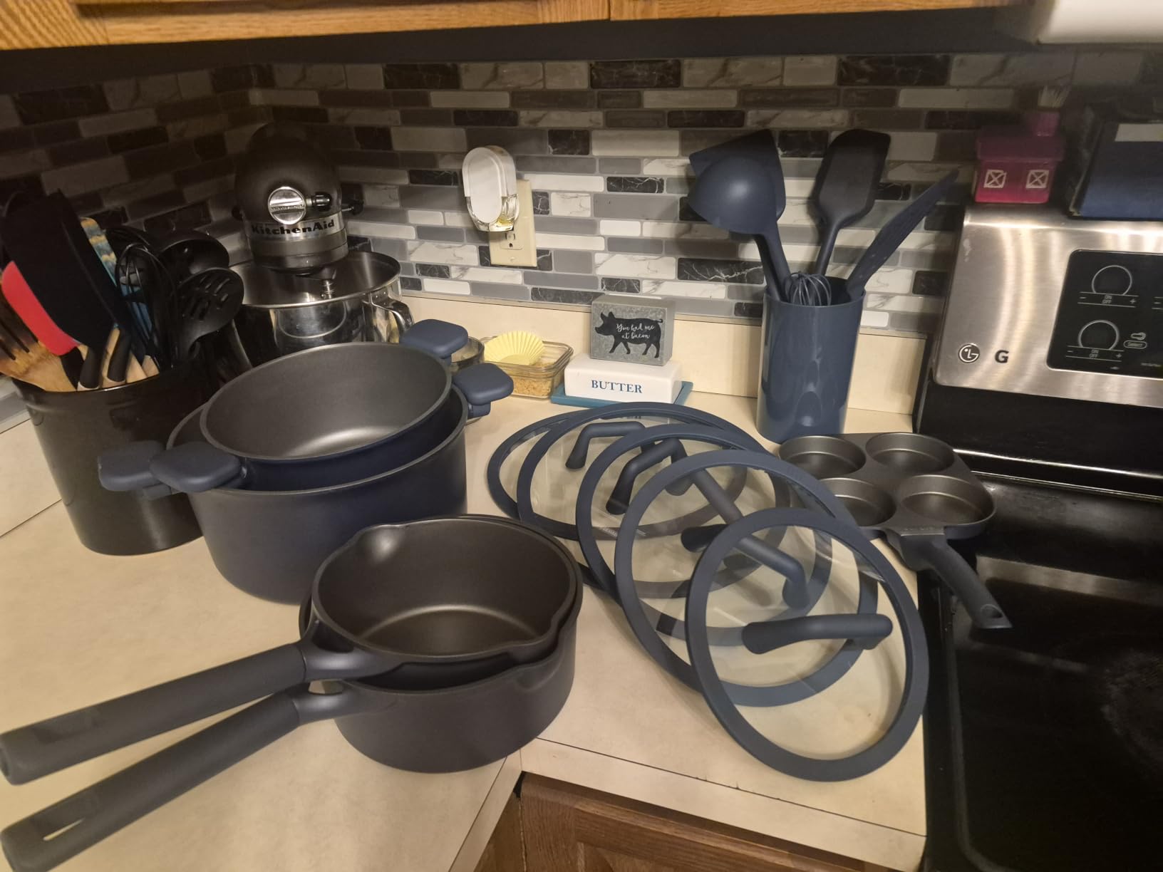 CAROTE 31pcs Pots and Pans Set, Nonstick Cookware Set | Egg Pan, Steamer & Durable Silicone Utensils, Even Heating, All-Stovetop Compatible, Green customer photo 2
