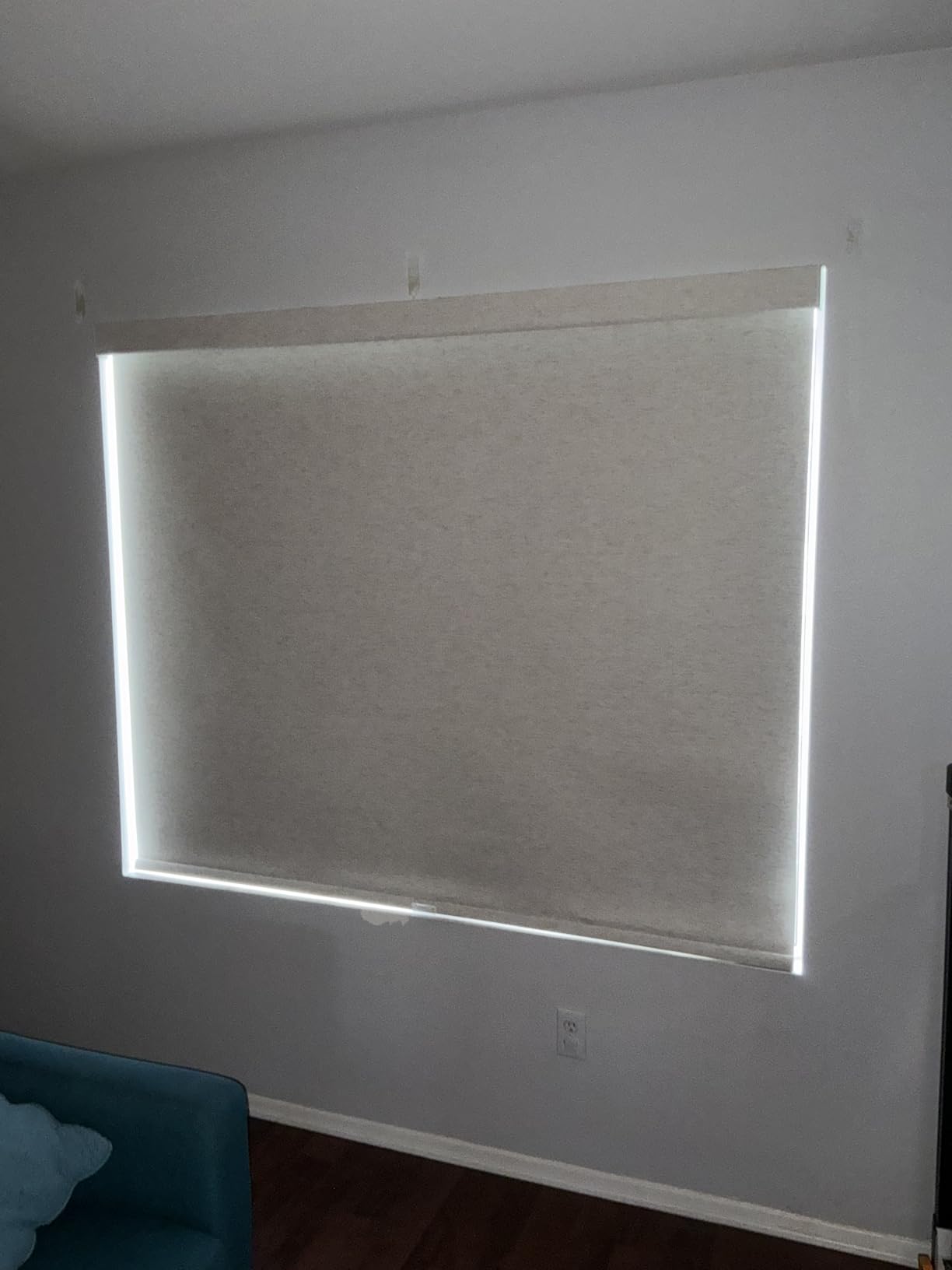 Persilux Blackout Roller Shades for Indoor Window Blinds, Cordless, Linen Fabric, Thermal Insulated Fabric UV Protection Shades for Home, Office, Bedroom, Door, Blackout-Cream, Custom Size customer photo 1