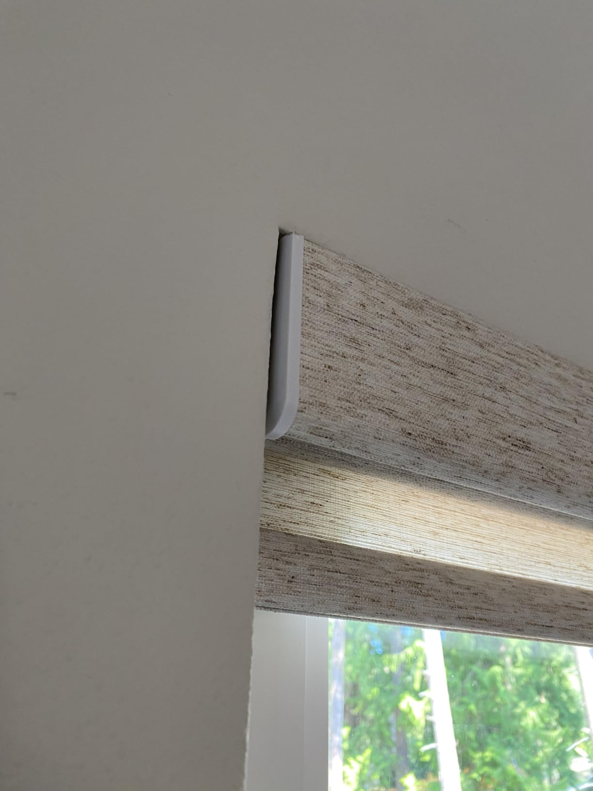 Persilux Light Filtering Roller Shades for Indoor Window Blinds, Cordless, Linen Fabric, Thermal Insulated Fabric UV Protection Shades for Home, Office, Bedroom, Door, Light Filtering-Cream, Custom Size customer photo 1