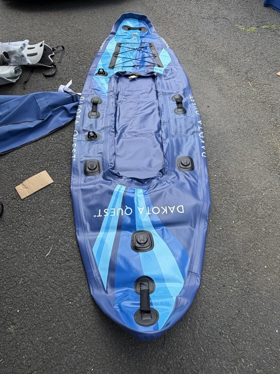 INTEX 68245EP 10.5ft Dakota Quest Sit-On-Top Inflatable Kayak, Kayak Folds into Backpack, 352lbs Capacity, Hand Air Pump, Paddle, Phone/Action Camera Holder Included customer photo 1