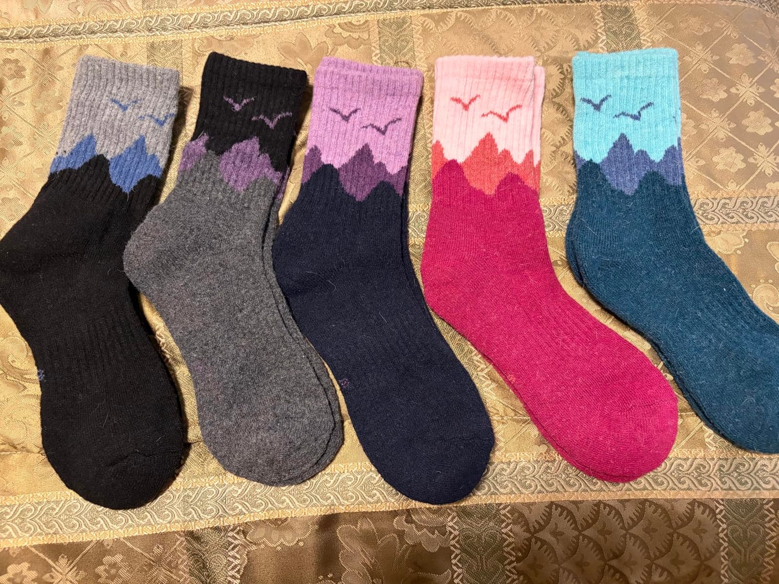 EBMORE 5 Pairs Womens Merino Wool Hiking Socks Thermal Warm Winter Boot Crew Cushion Work Gift Socks customer photo 1