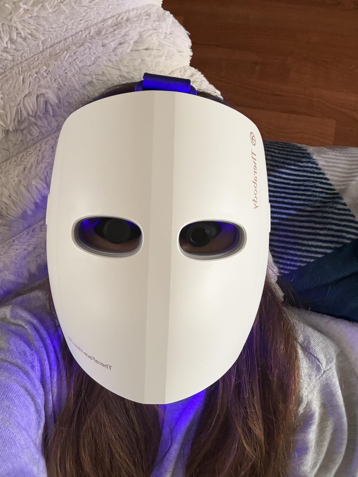 TheraBody Therabody Mask Glo - Cordless LED Skincare Face Mask with Red/Blue/Infrared Light & Relaxing Scalp Massage for Glowing, Healthier-Looking Skin - FDA Cleared customer photo 1