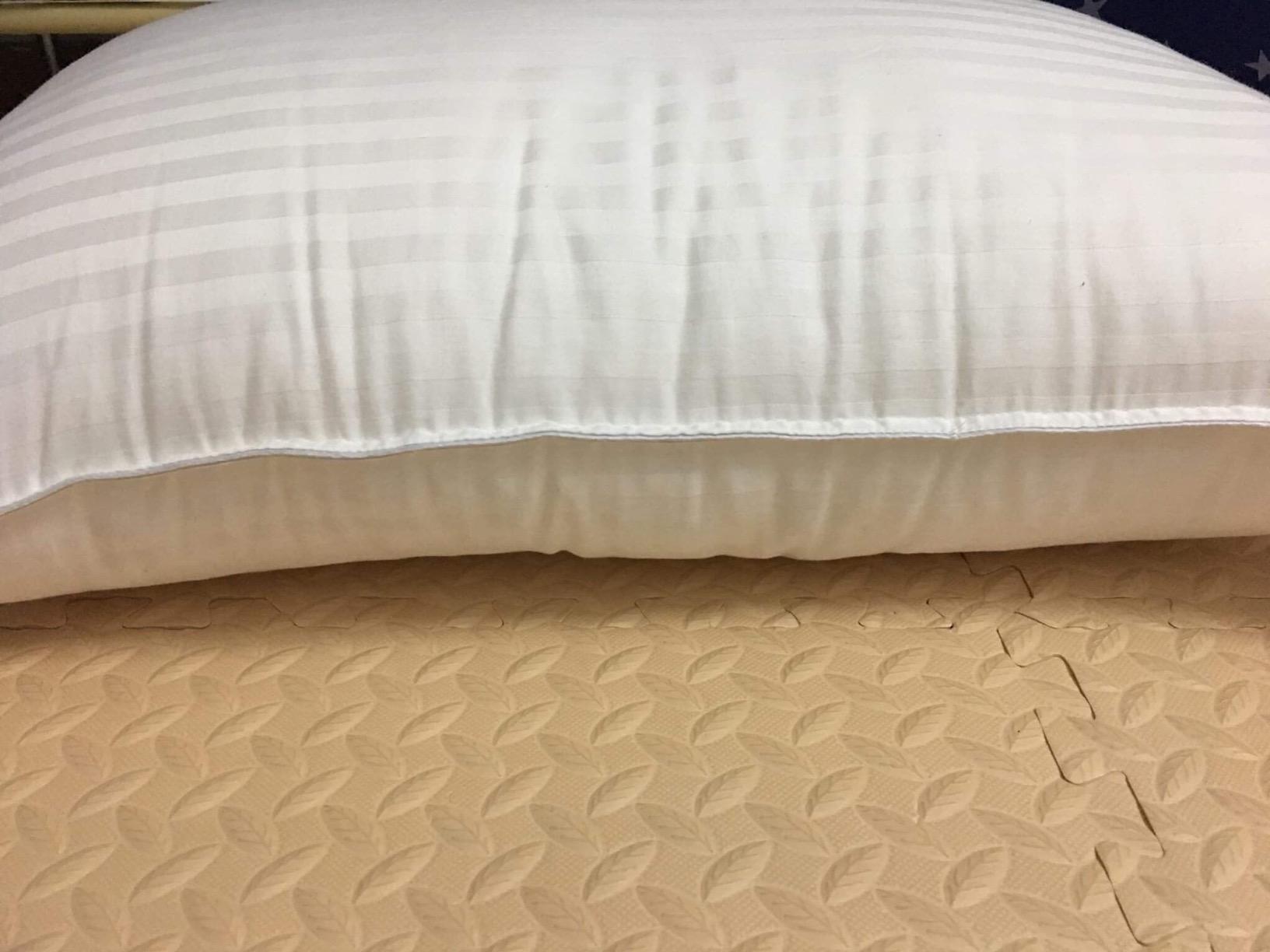 COZSINOOR Goose Down Feather Pillows Queen Size Set of 2 | Hotel Quality Soft 600 TC Cotton Cover, Fluffy Support Fill for Back, Stomach, Side Sleepers customer photo 1