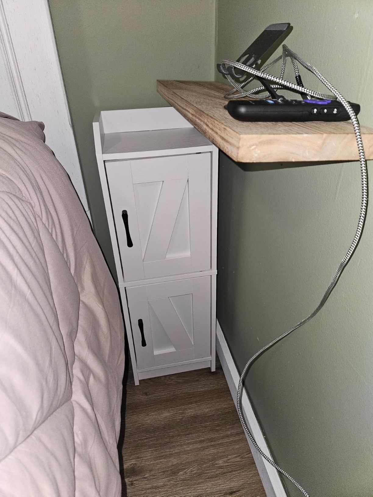 Narrow Bathroom Storage Cabinet with 2 Doors and Shelves, 9.8