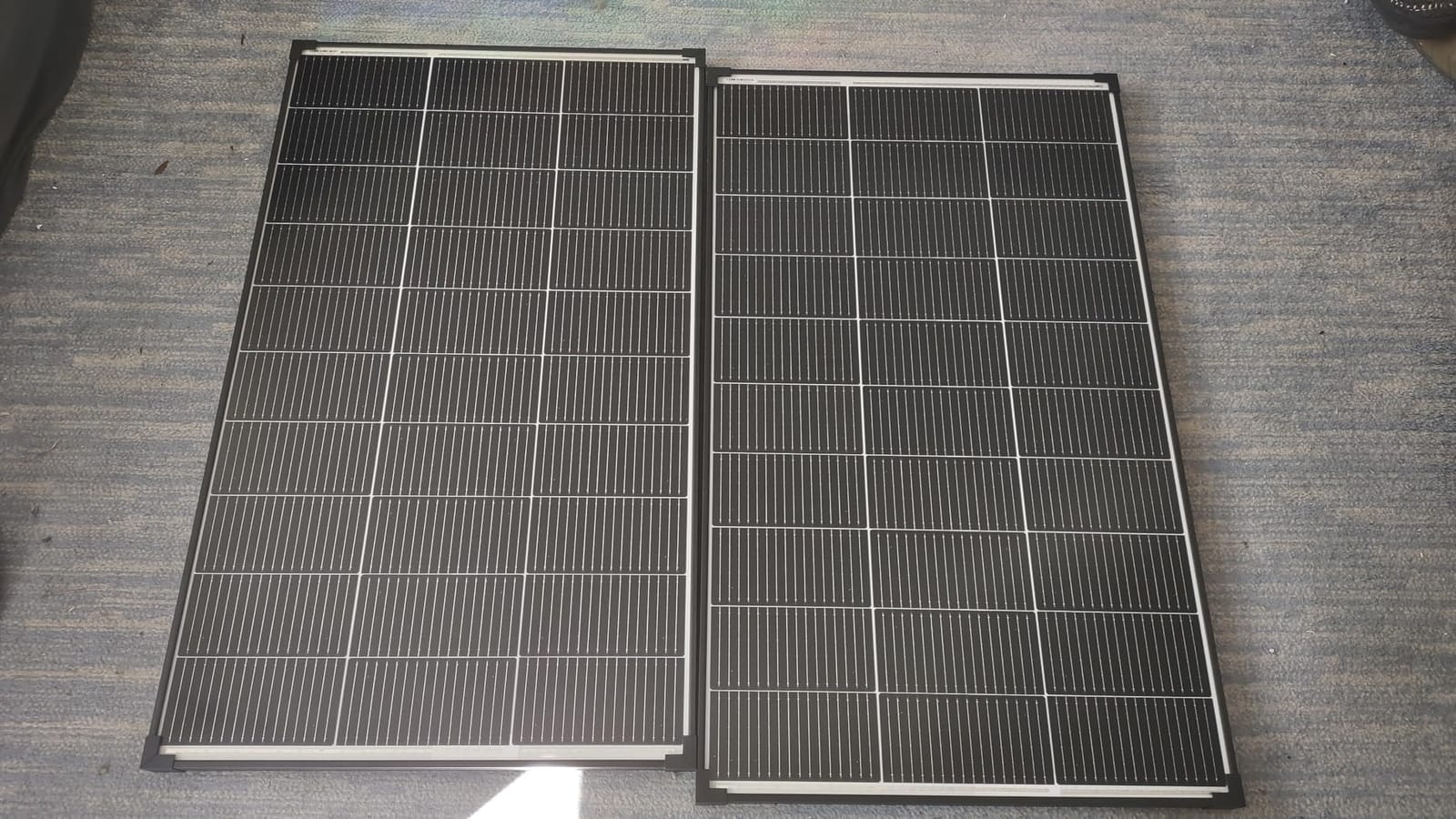 ZOUPW 220 Watt Solar Panel Kit for 12V/24V Battery, 2Pcs 110W 25% High-Efficiency Monocrystalline PV Module Power Charger with 30A LCD PWM Charge Controller for Off-Grid RV Marine Boat Rooftop customer photo 2