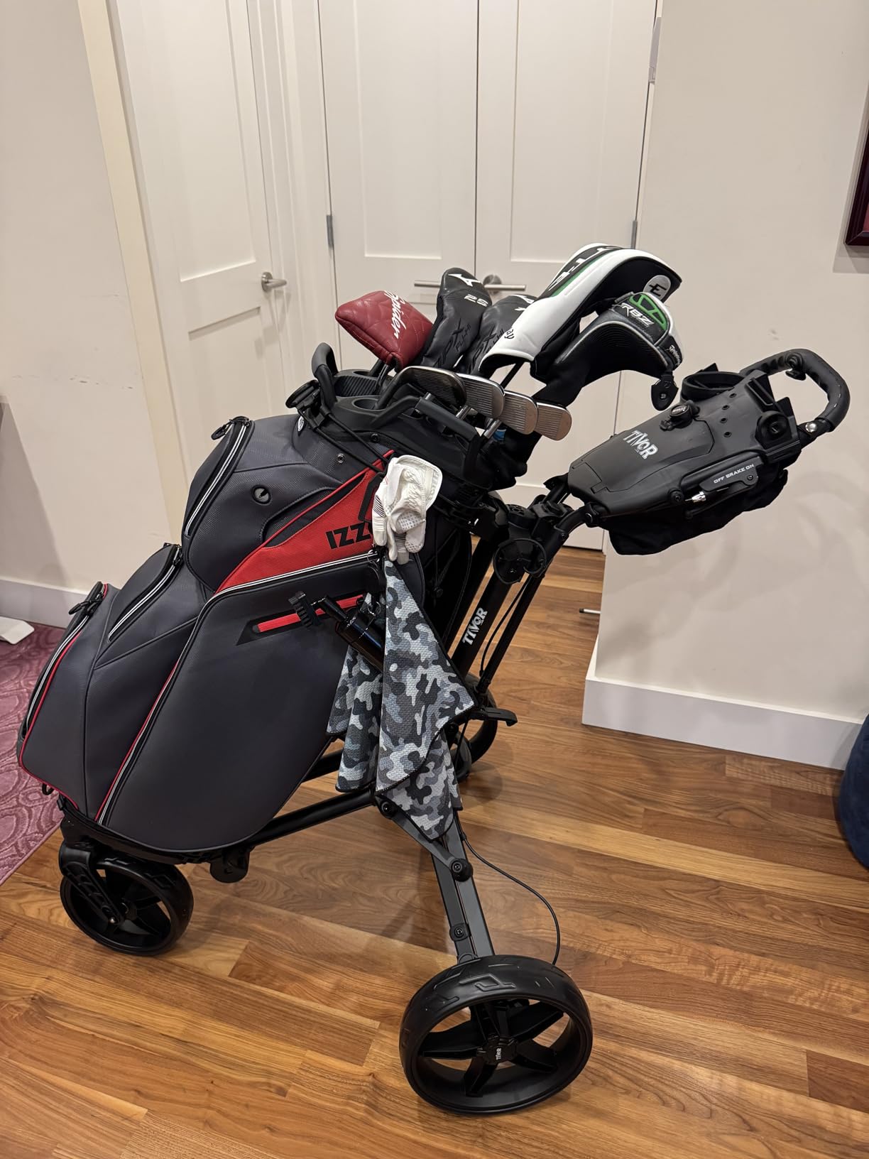 Tivor Golf Push Cart with 360° Front Wheels & Handbrake, 3 Wheel Pull Cart customer photo 2