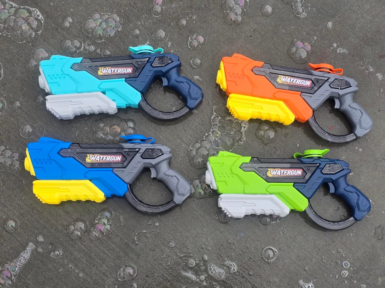 4 Pack Water Guns for Kids and Adult, Long Range 600ML Water Squirter, Colorful Super Blaster Soaker with Clear Visible Water Tank, Swimming Pool Summer Beach Outdoor Fighting Toys customer photo 2