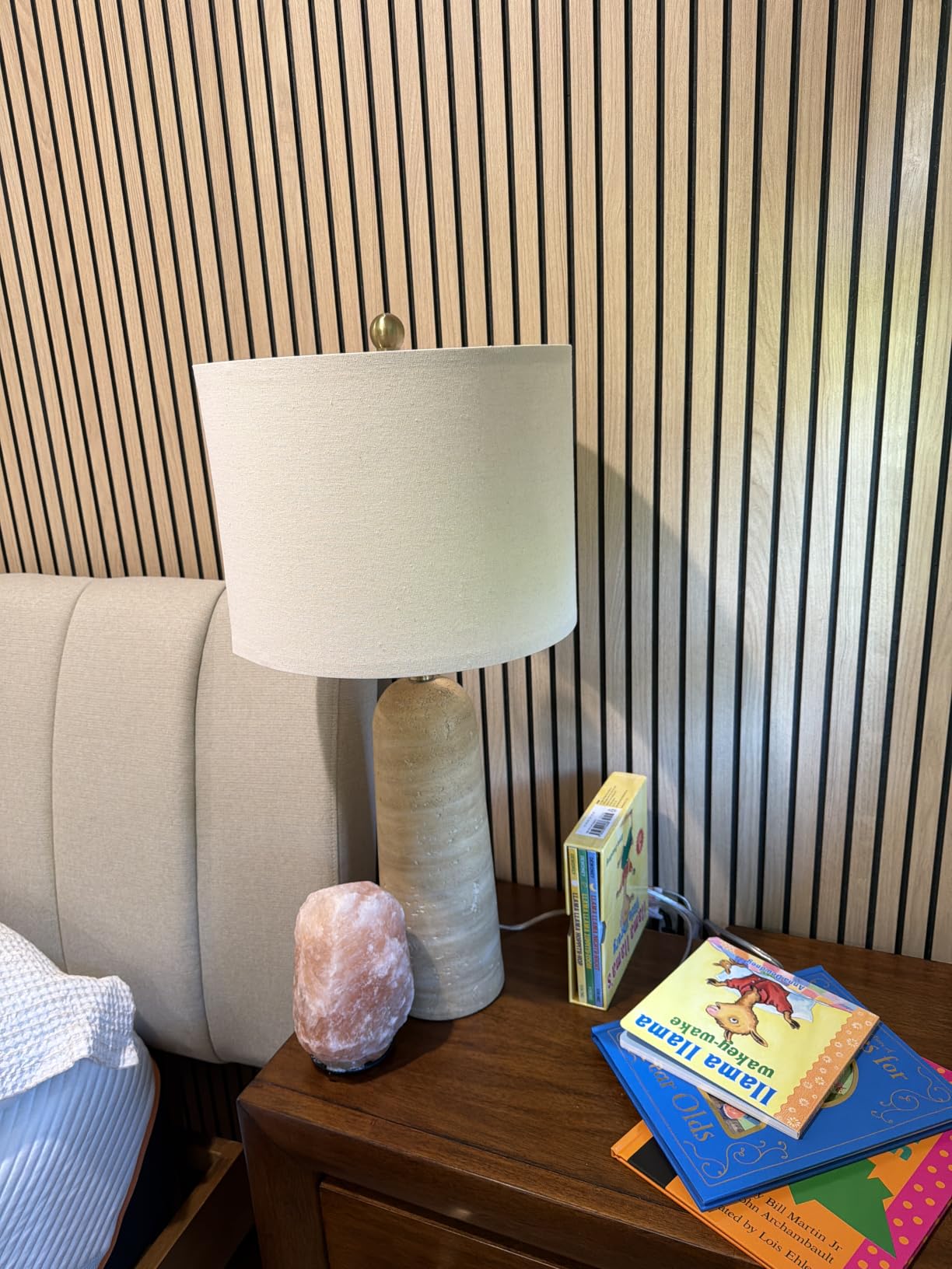 BOBOMOMO Modern Table Lamp Set of 2, Warm Beige Resin Lamp with Natural Stone Look, 27.25
