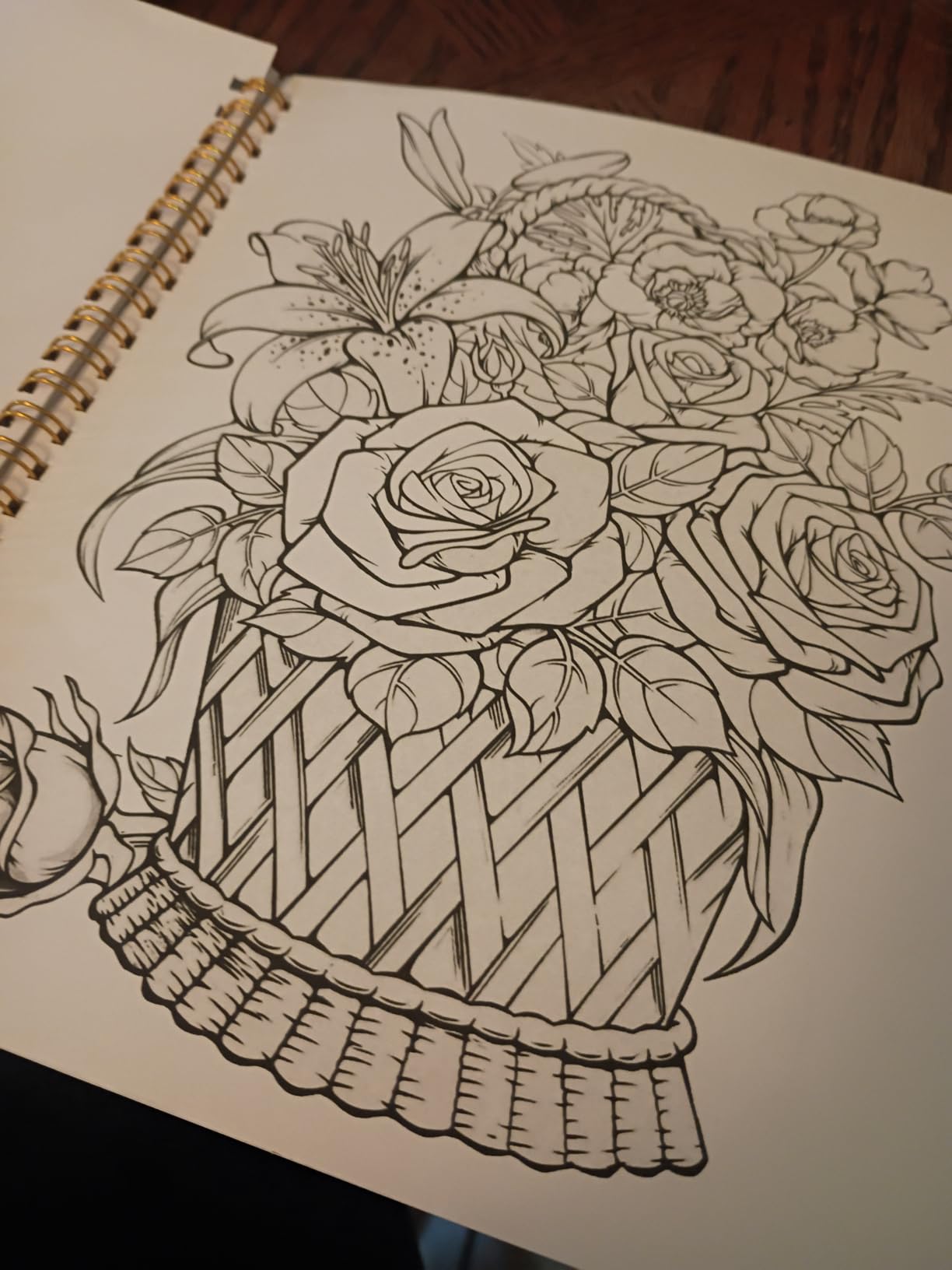 Beautiful Adult Coloring Book Set with 18-Color Pencil Set - Coloring Books for Adults Relaxation Adult Coloring Book for Women Gifts.Elegant Art Style with 35 Patterns. customer photo 2