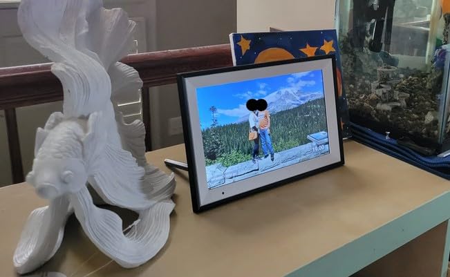 Digital Picture Frame 10.1 Inch Digital Photo Frame 32GB Storage, WiFi Picture Frame with1280x800 IPS Touch Screen, Auto-Rotate Photo Frame Share Your Photos and Videos via AiMOR App, Black customer photo 1