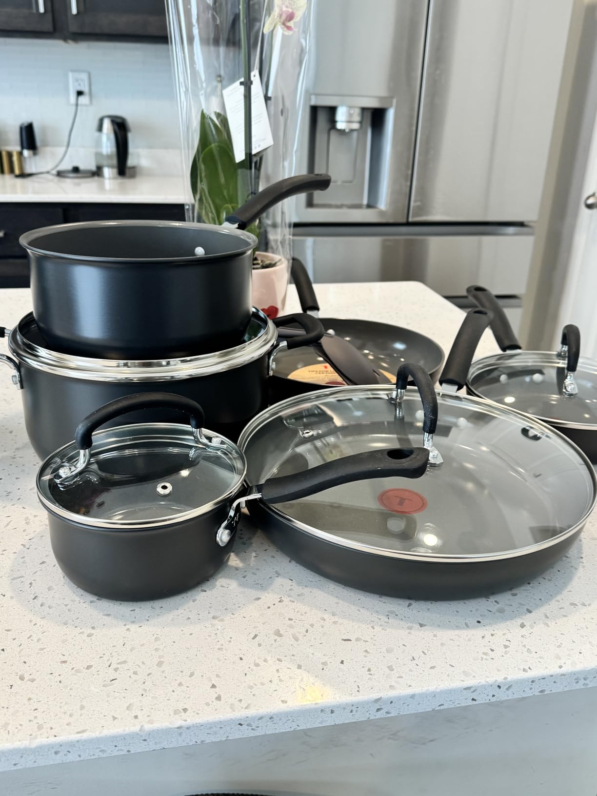 T-Fal Ultimate Hard Anodized 12-Piece Ceramic Nonstick Cookware Set, Oven Safe Up to 400°F, Ceramic Pots and Pans Set, Frying Pans, Saucepan, Stockpot, Cooking Utensils, Stone customer photo 2