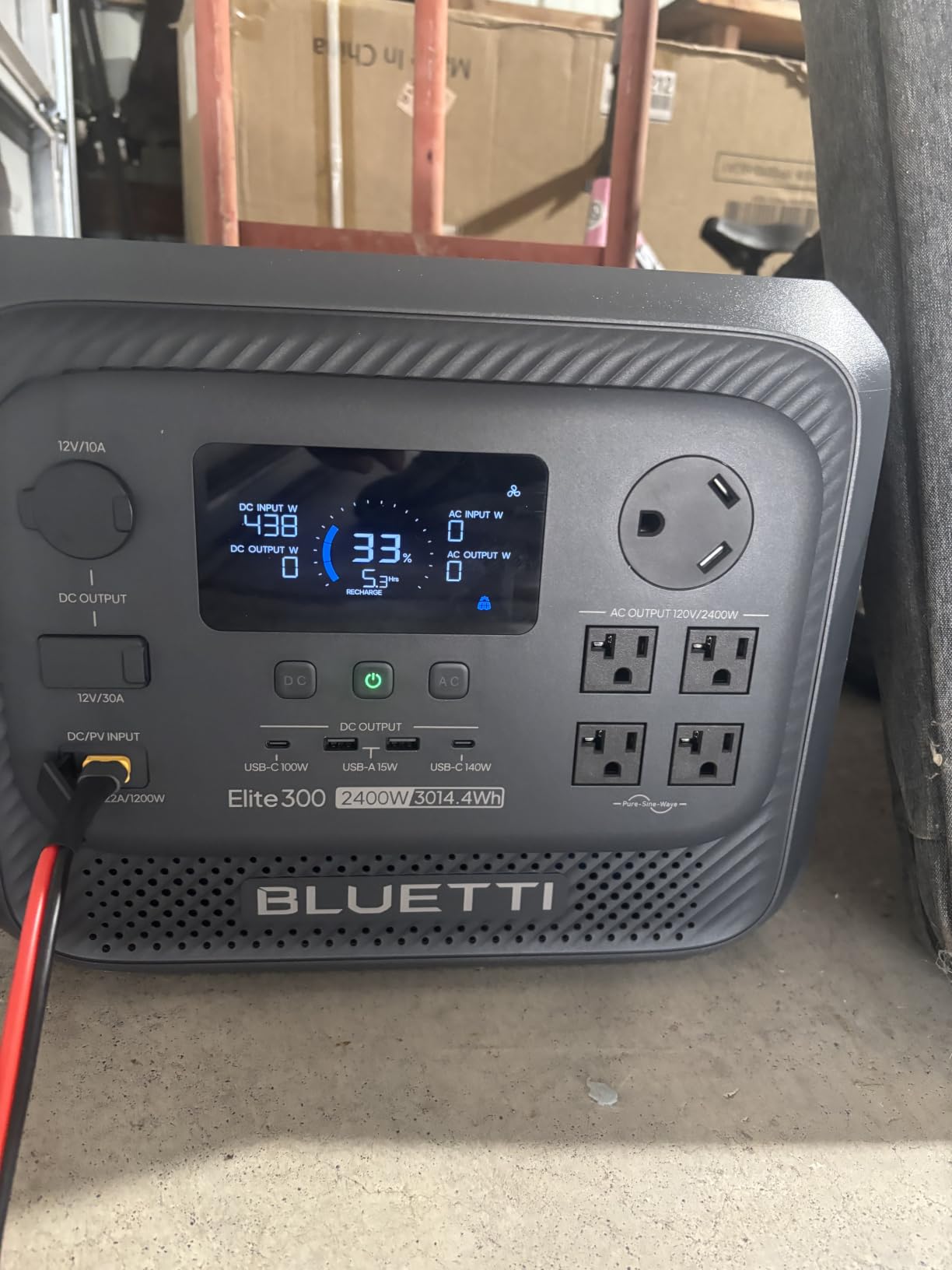 BLUETTI Solar Generator Elite 300 & 2x200W Solar Panel 3014.4Wh LFP Battery customer photo 2