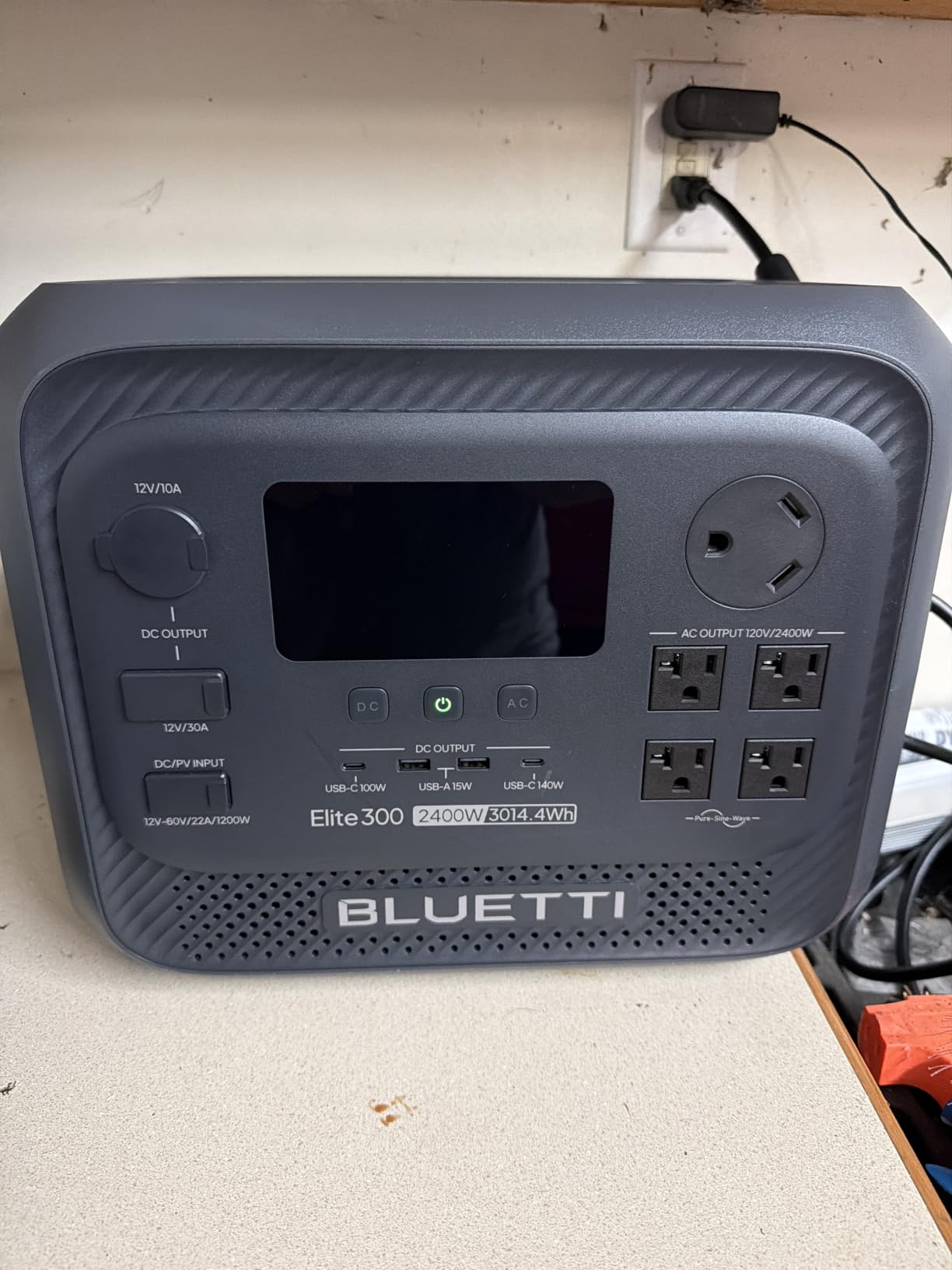 BLUETTI Elite 300 Portable Power Station for RV & Home Backup 3014.4Wh customer photo 2