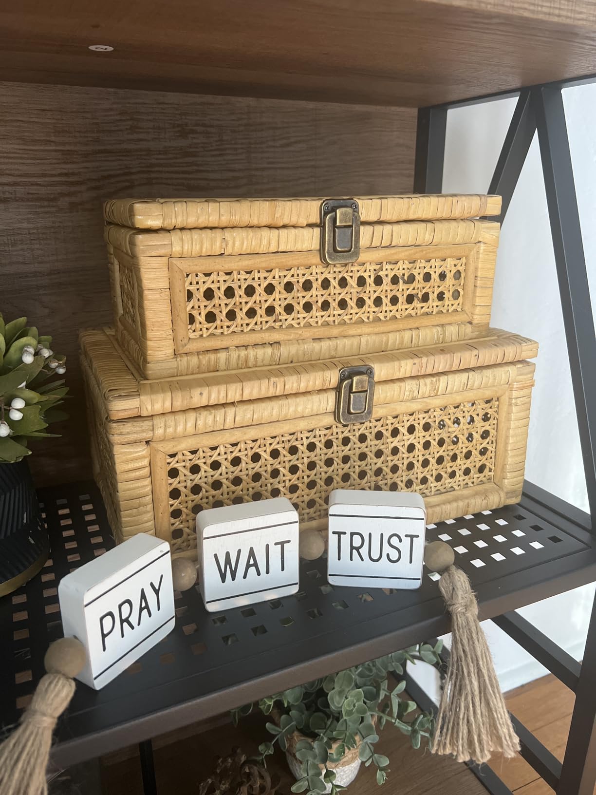Natural Bamboo Decorative Box with Lids, Unique Decorative Boxes Set of 2, Boho Wedding Keepsake Box, Memory Box with Lid for Crafts, trinkets and Photo Storage customer photo 2