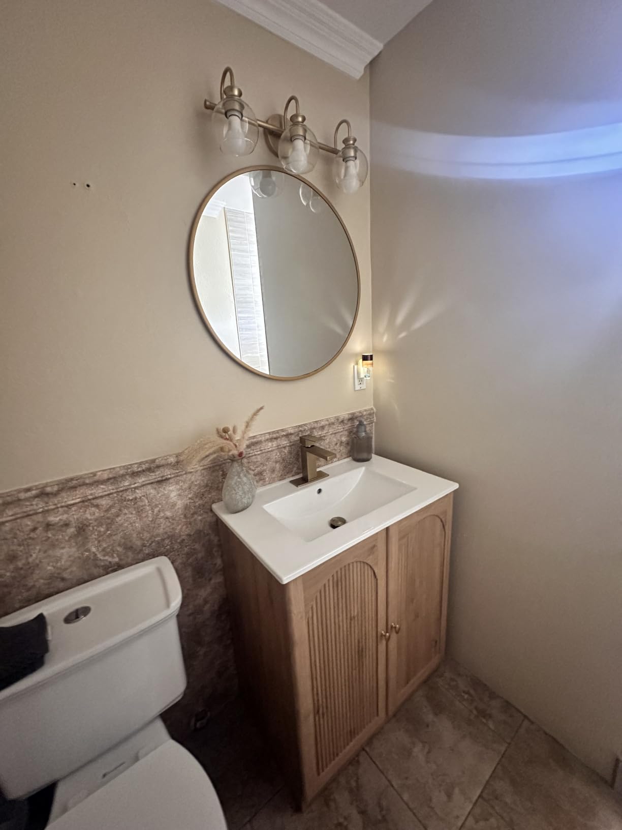 IFBUY 30 Inch Arched Bathroom Vanity with Sink, Fluted Design, Natural Oak | Modern Bathroom Vanity Cabinet w/Adjustable Storage Shelf, Freestanding Single Bathroom Vanity w/Ceramic Basin, Space-Saving customer photo 2