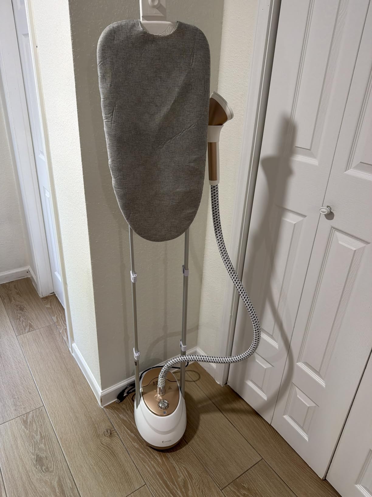 Steamer for Clothes, 1800W Professional Clothes Steamer | Rotating Iron Board, 30S Heat, 2L Water Tank, Adjustable Dual Rods, 10 Fabric Modes, Leak-Proof for Luxury Fabrics customer photo 2