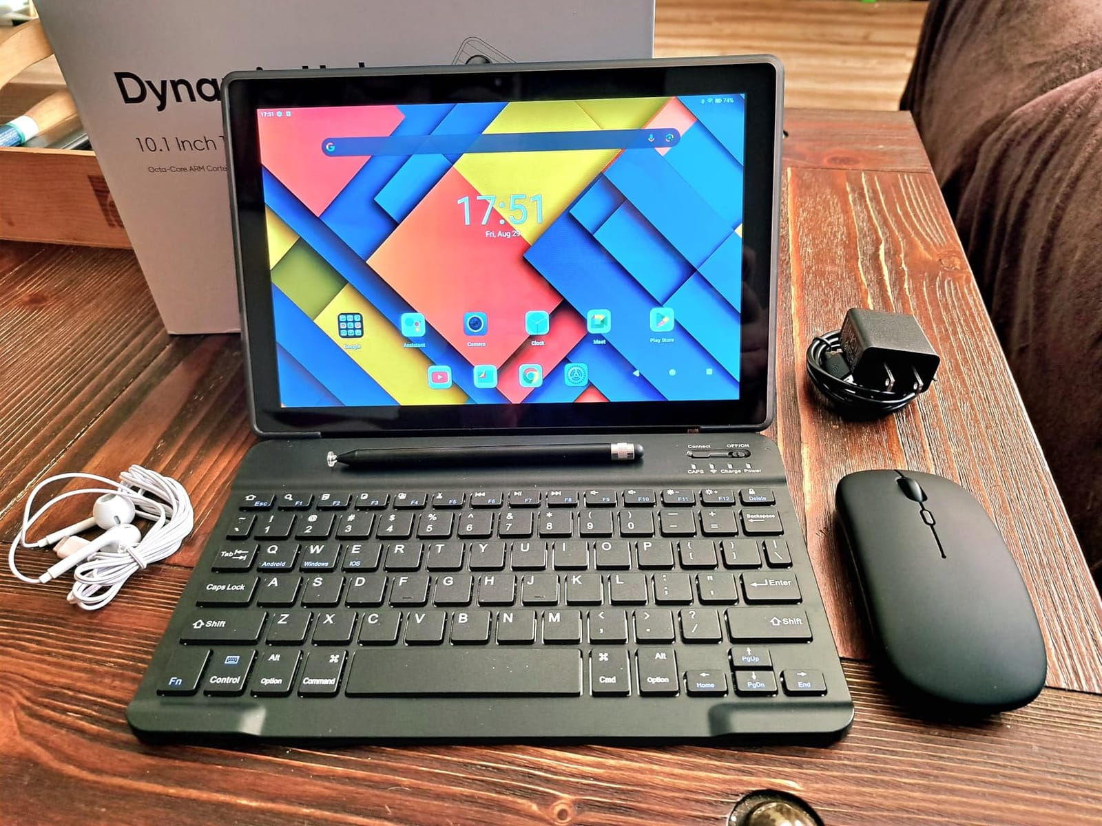 Android Tablet with 10.1 inch 1280 * 800 IPS HD Touchscreen, Octa-Core Processor, 128GB Storage, 1TB TF Card Expandable, 5G/2.4G WiFi, BT 5.0,Dual Camera, Tablet for Study, Business&Entertainment customer photo 2