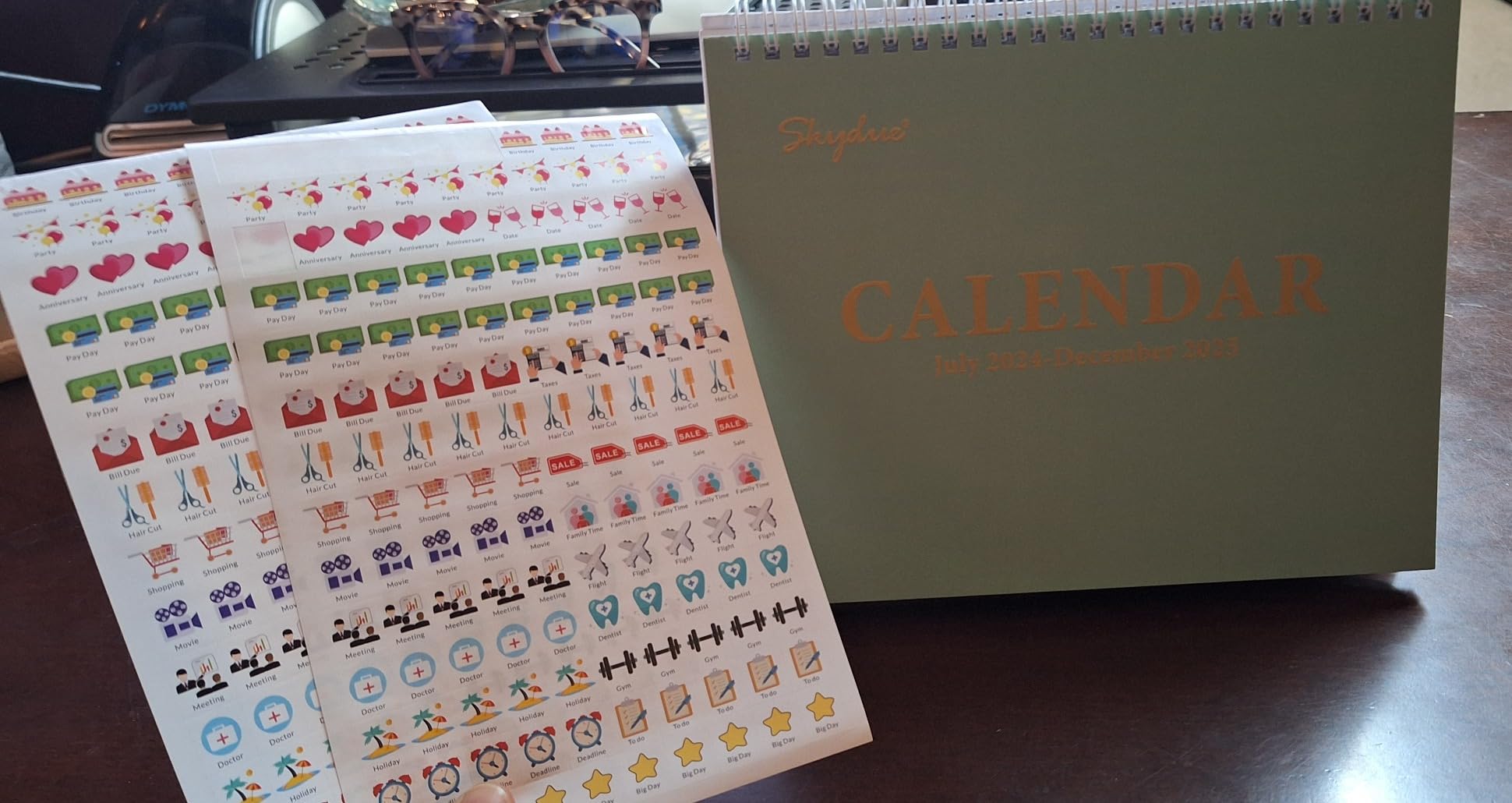 SKYDUE Small Desk Calendar 2026-2027, Jul. 2026 to Dec. 2027, 18 Months Small Desk Calendar with Planner Stickers, 8.5