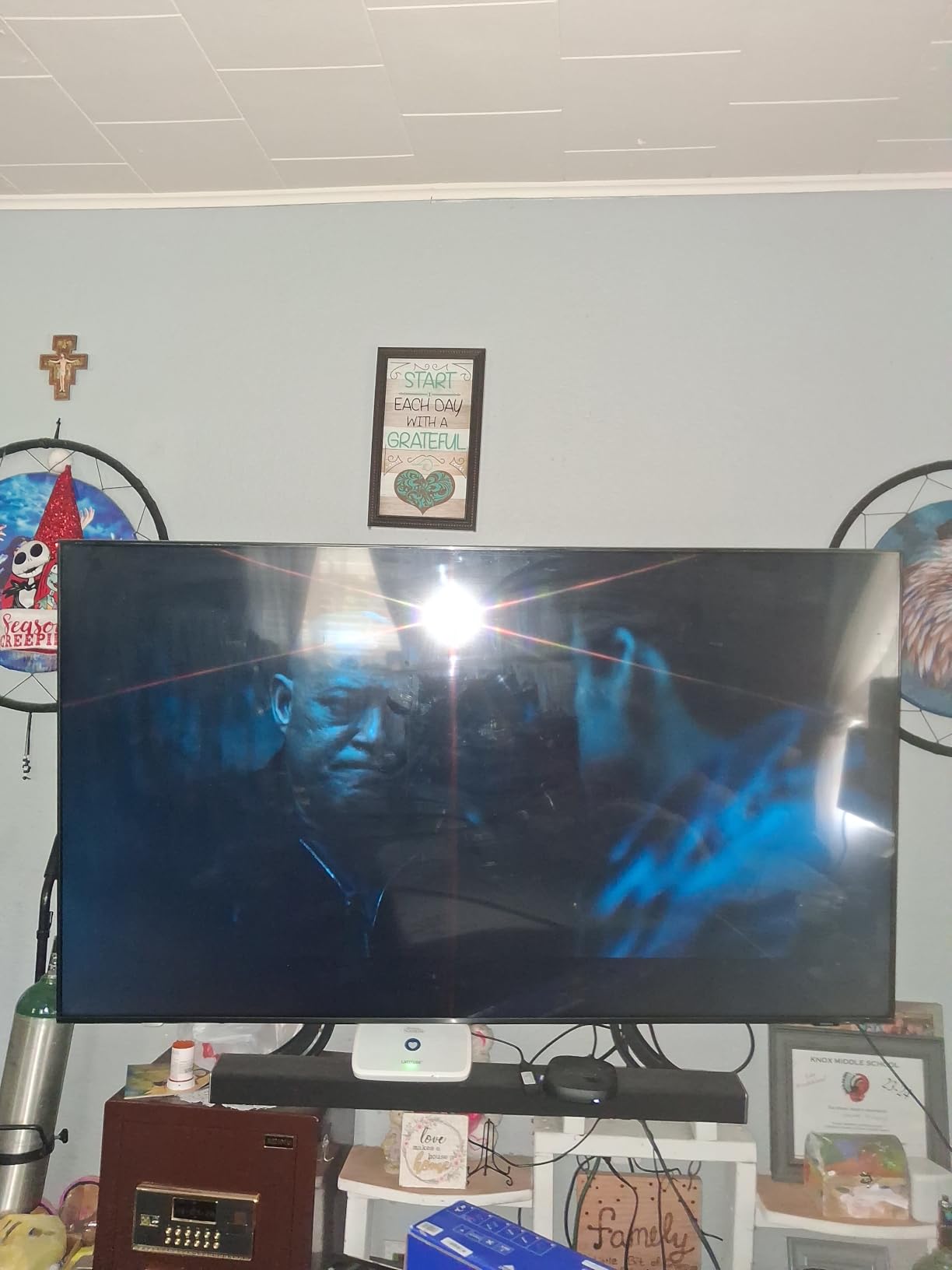 Samsung 65-Inch Class Crystal UHD U8000H Series Smart TV (2026 Model) with Motion Xcelerator, Color Booster, Alexa Built-in customer photo 2