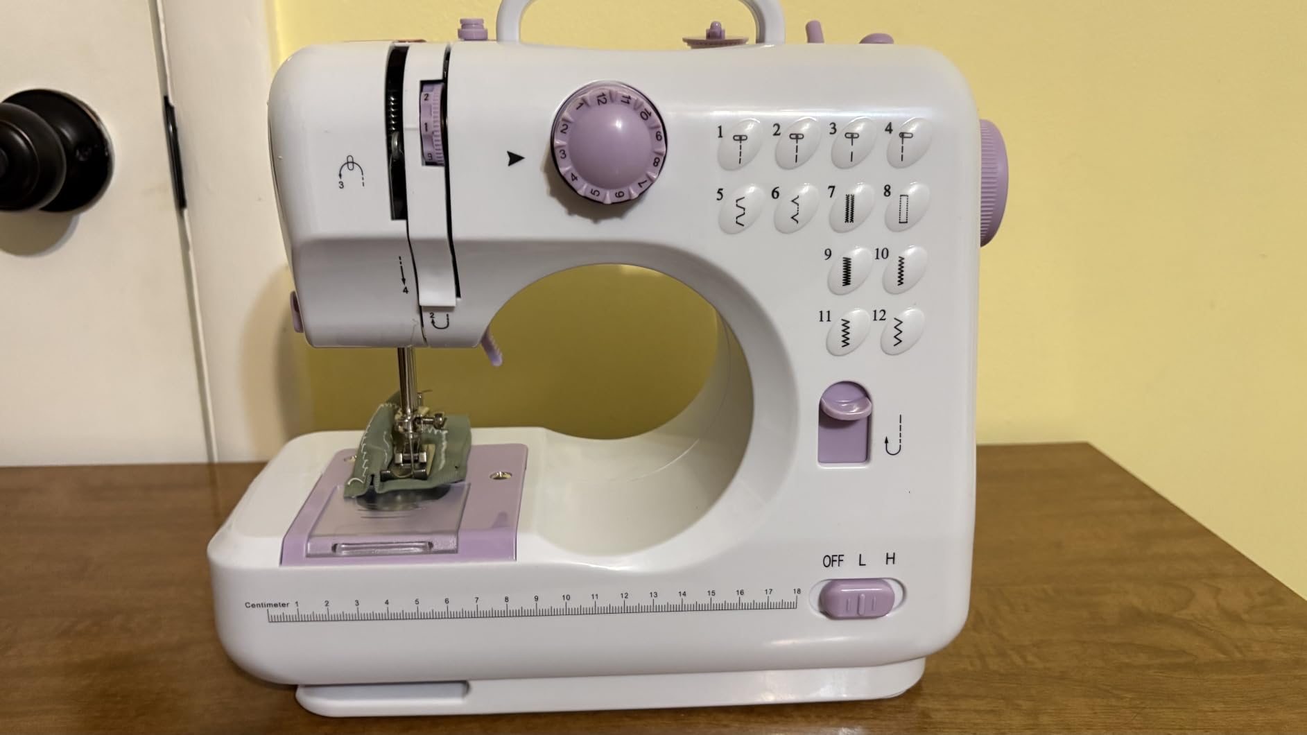 Portable Sewing Machine for Beginners, Mini Sewing Machine with 12 Built-In Stitches, 2-Speed Control, Foot Pedal, LED Light and 32-Color Thread Kit for Home Mending customer photo 2