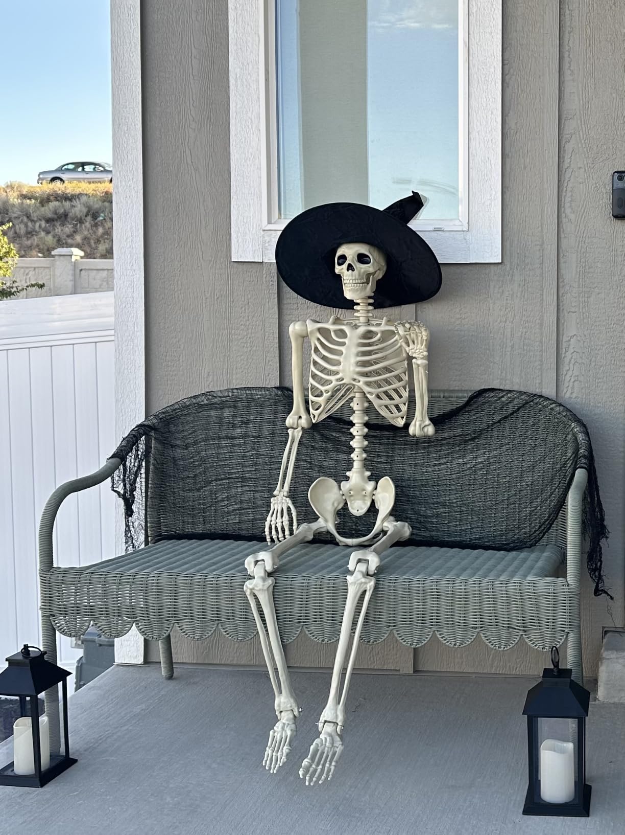 breesky Life Size Skeleton for Halloween: 5.4ft Realistic Human Skeleton customer photo 1