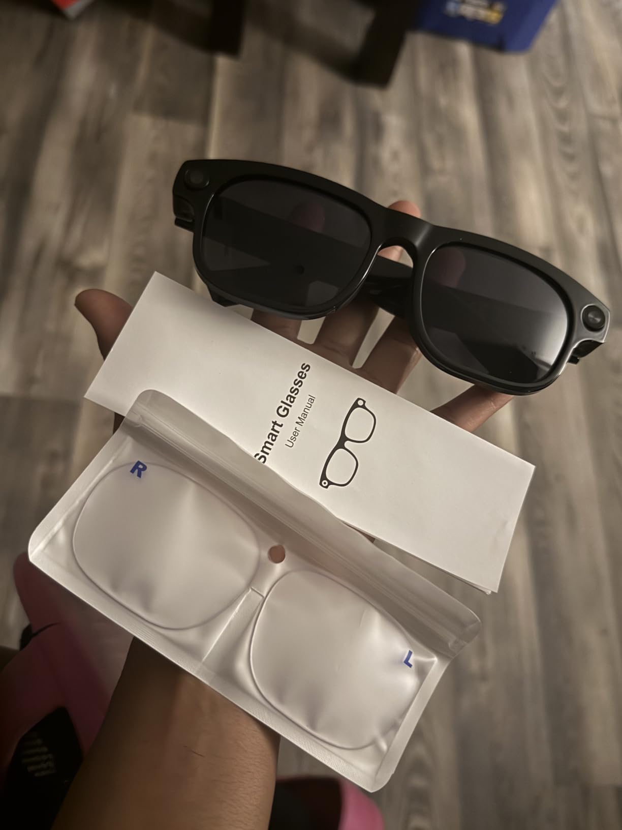 AI Smart Glasses with Camera, 8MP HD Bluetooth Camera Glasses for Women Men customer photo 2