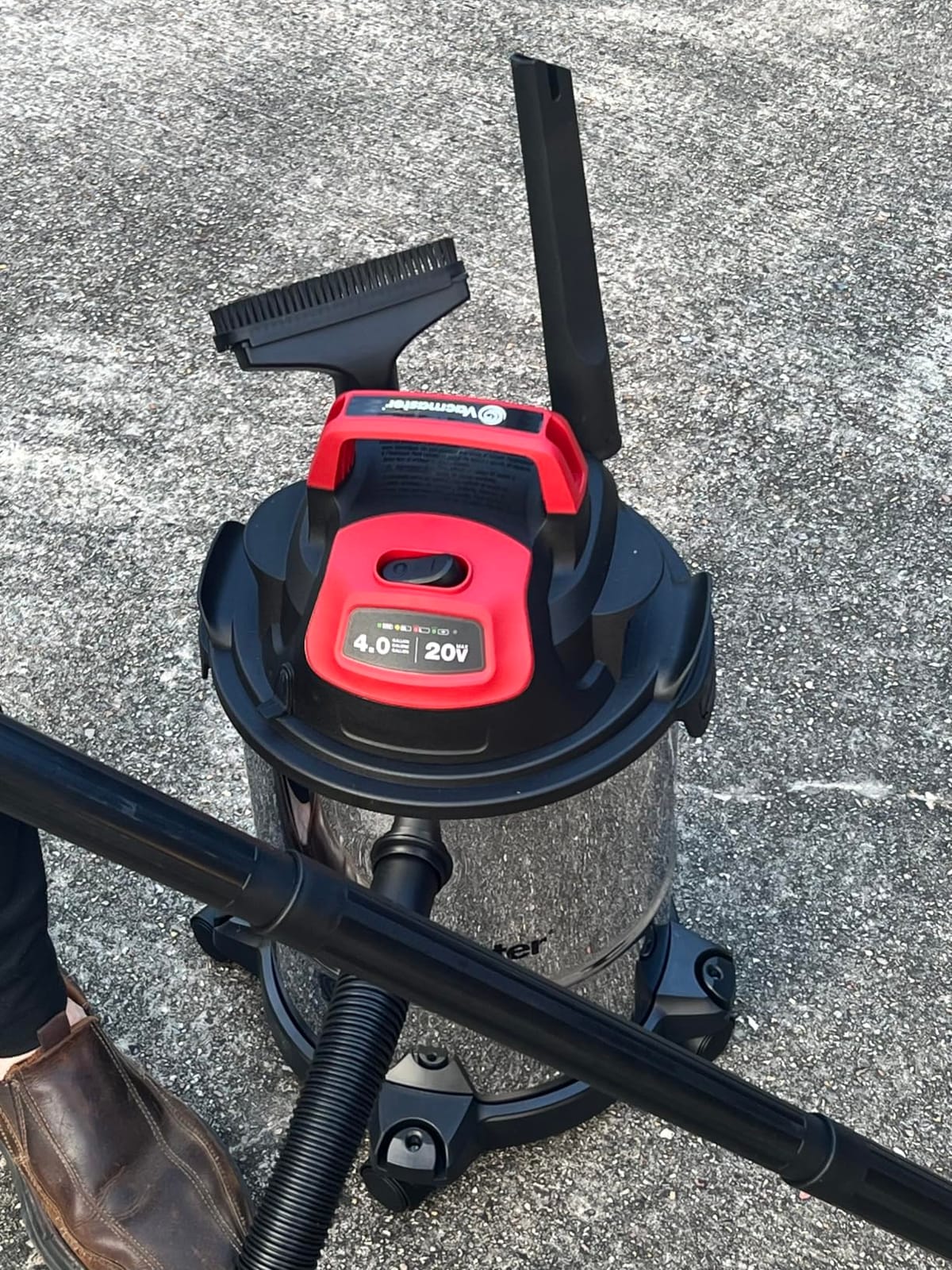 Vacmaster DVOM204S 1101 4-Gal 20V Cordless Stainless-Steel Wet/Dry Vac Red customer photo 1