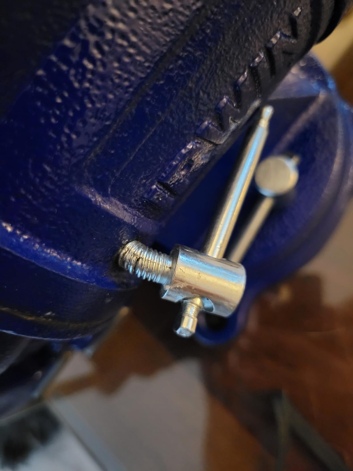 IRWIN Tools Multi-Purpose Bench Vise, 5-Inch (4935505) customer photo 2