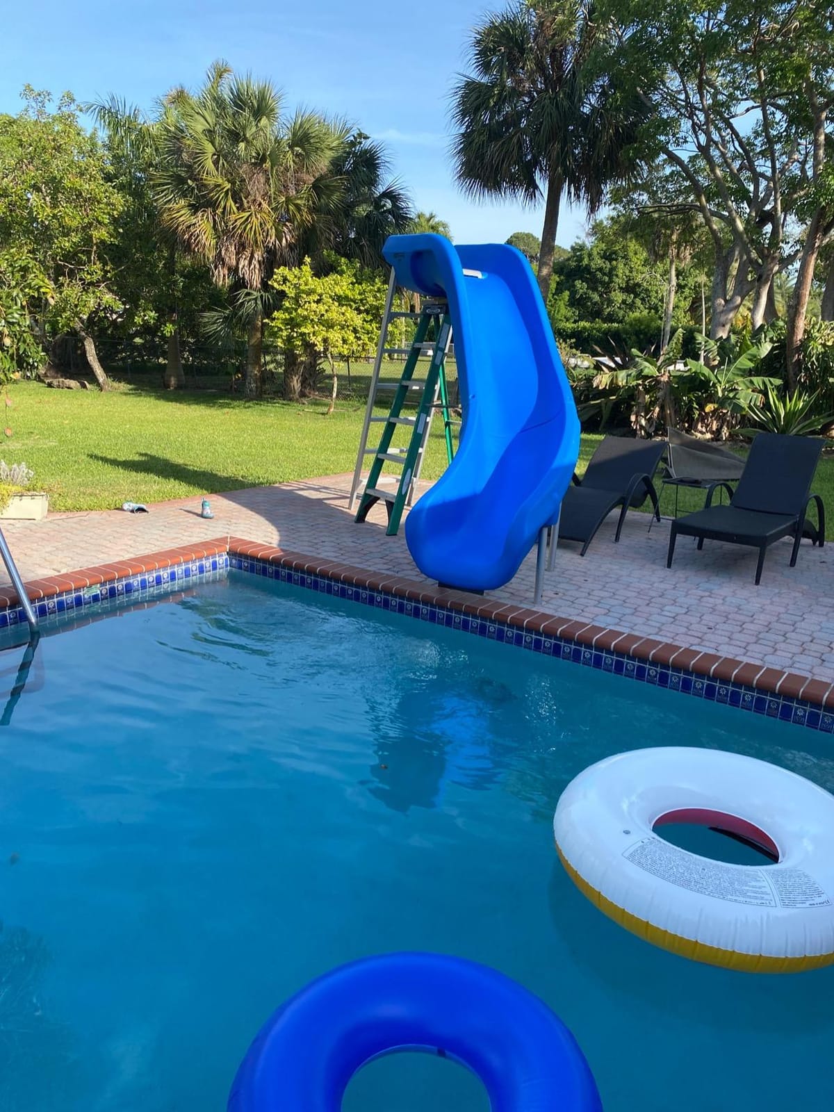 S.R. Smith 610-209-5813 Rogue2 Pool Slide, Blue customer photo 1