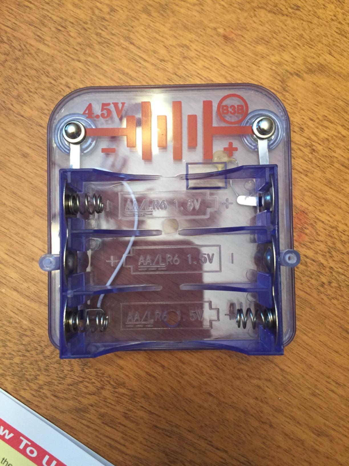 SNAP CIRCUITS Beginner SCB-20 STEM Electronics Toy for Kids Ages 5-9 customer photo 1