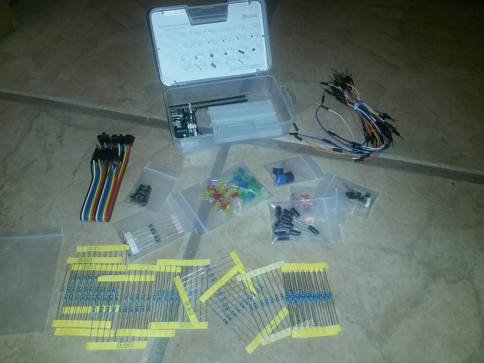 ELEGOO Electronic Fun Kit Bundle with Breadboard, 235 Items for Arduino customer photo 1