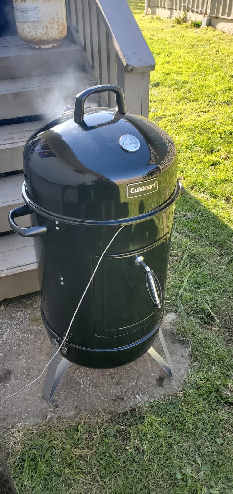 Cuisinart 18” Vertical Charcoal Smoker, Integrated Thermometer, Water Bowl and Dual Vents Perfect for Smoked Brisket, Chrome Plated Grates Smoker Grill for BBQ, Camping, Tailgates customer photo 1