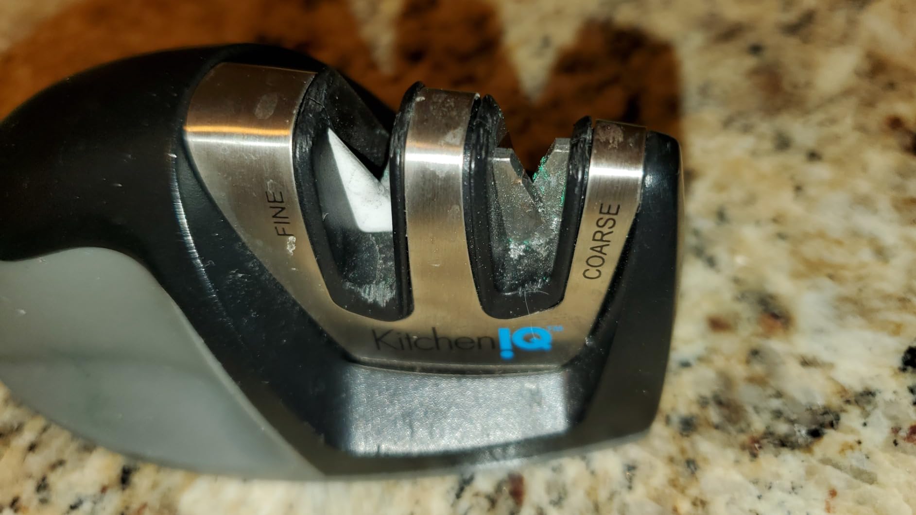 KitchenIQ 50825 | Diamond Deluxe Edge Grip 2-Stage Knife Sharpener | Black | Coarse & Fine Sharpeners | Compact for Easy Storage | Non-Slip Base | Soft Grip Rubber Handle | Straight & Serrated Knives customer photo 2