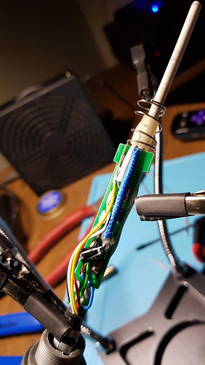 The Original X-Tronic 3020-XTS • 75W Soldering Iron Station Kit • 2 Helping Hands • Silicone Tool Mat • 5 Extra Tips • 50g Roll of Solder • Brass Sponge • Cleaning Flux • C/F Conversion • Auto Sleep! customer photo 2