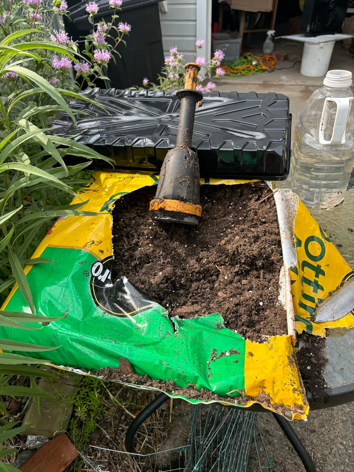 Fiskars Garden Soil Block Maker for Plant Seeds with Natural Air Pruning customer photo 1