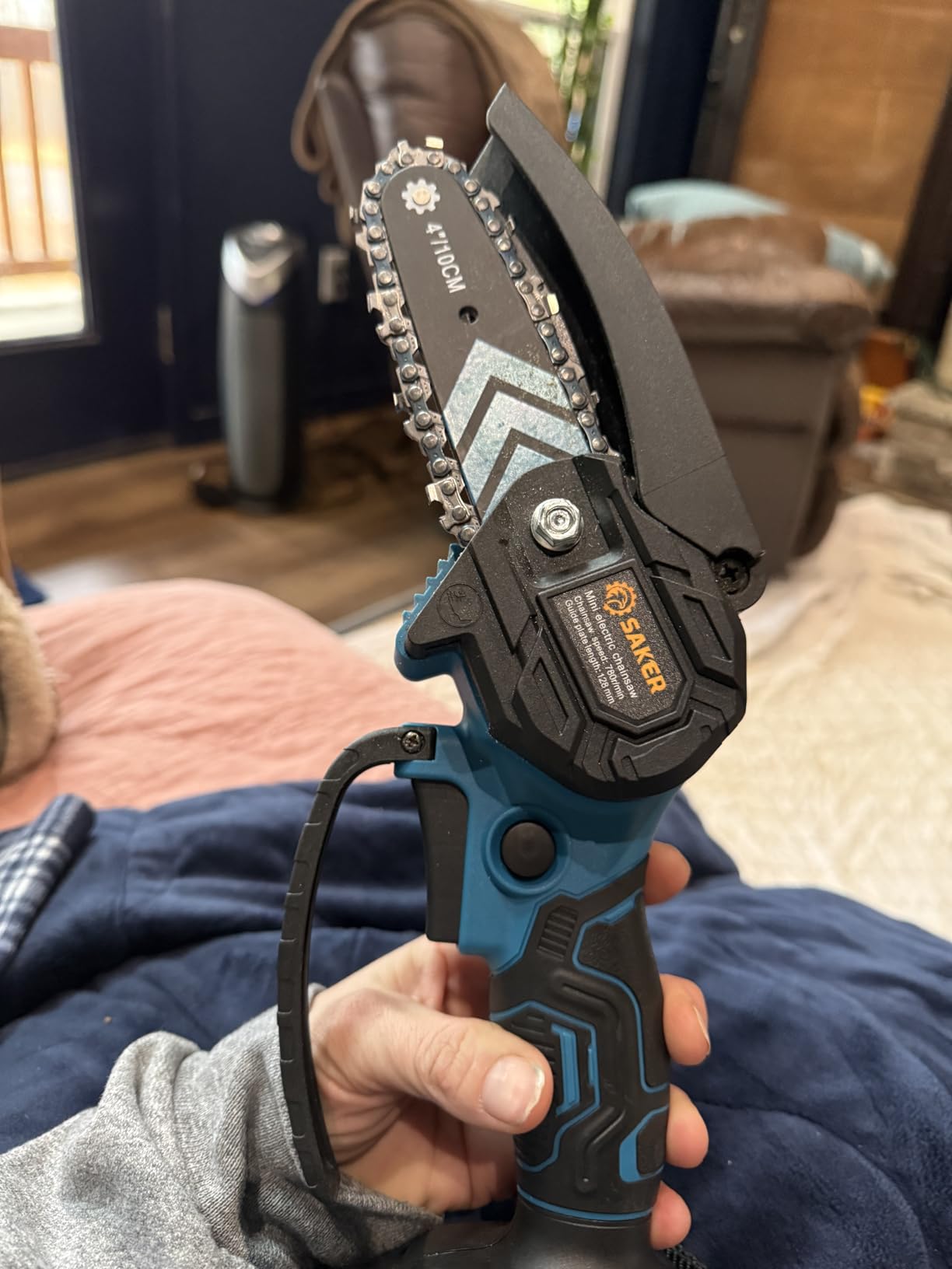 Saker Mini Chainsaw Cordless,Portable Electric Chain Saw customer photo 1