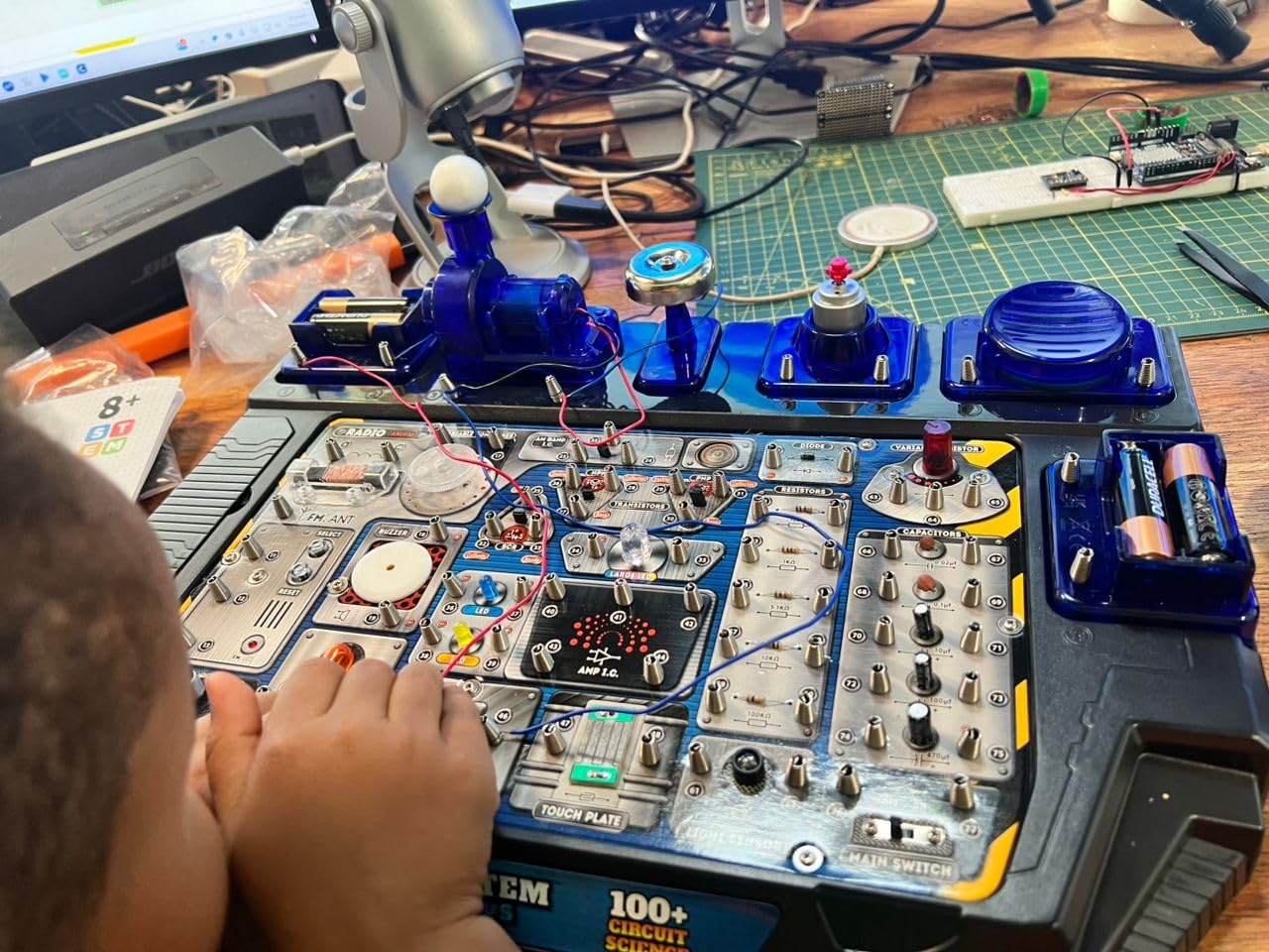 Dr. STEM Toys Circuit Science Kit, Includes Over 100 Electrical Experiments with Lights, Sounds, and Action - for Boys and Girls Ages 8+ customer photo 2