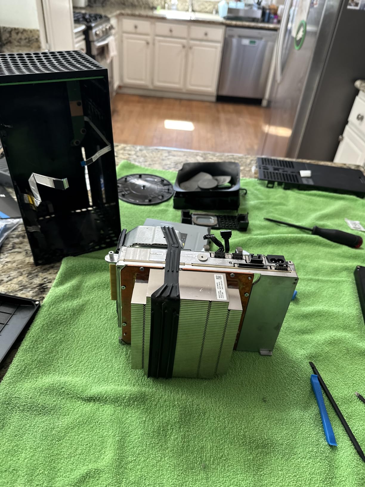 iFixit Essential Electronics Toolkit - PC, Laptop, Phone Repair Kit customer photo 1