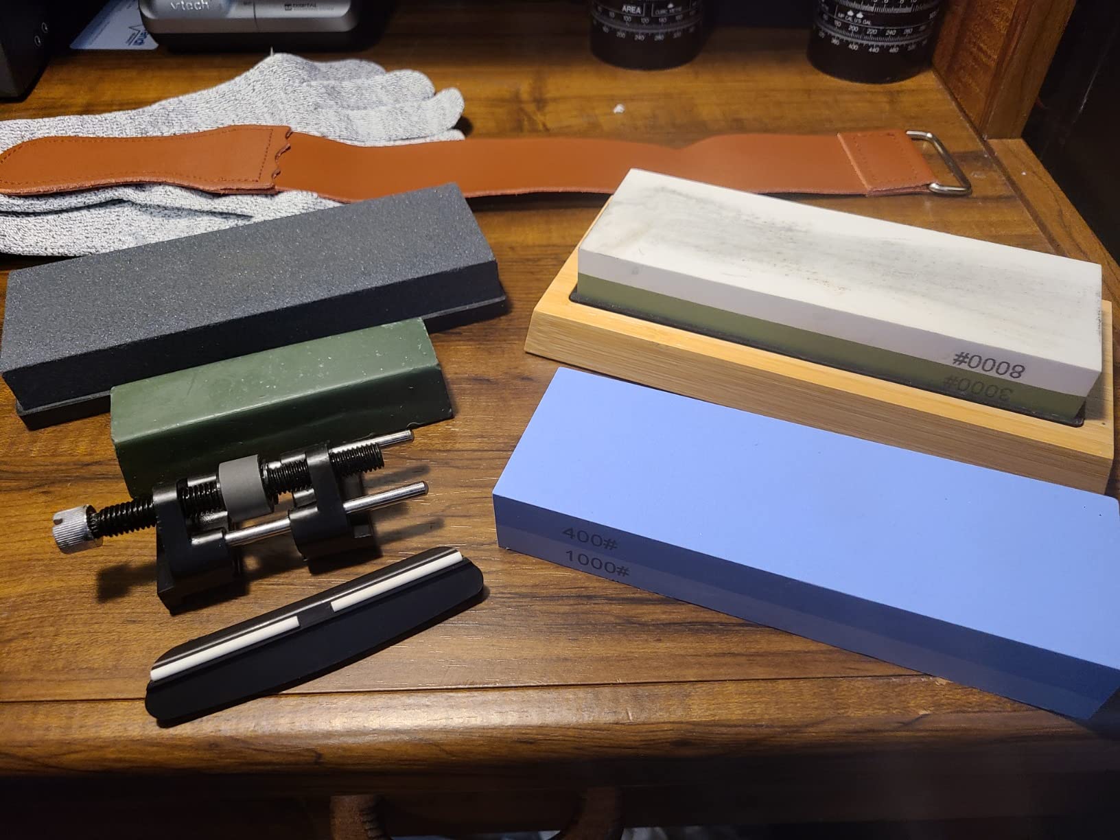 Whetstone Knife Sharpening Stone Set, Double-Sided Grit 400/1000 3000/8000 customer photo 2