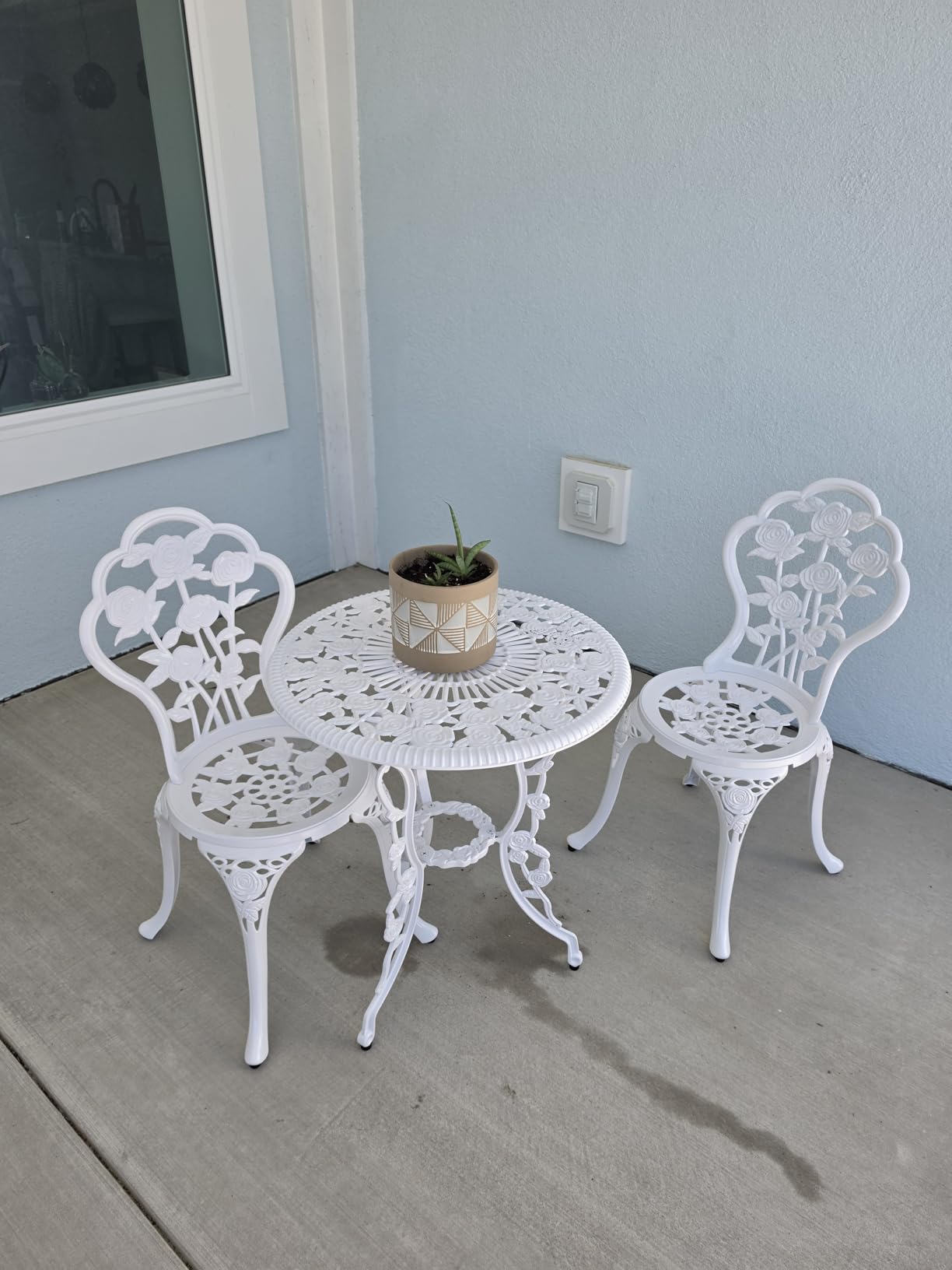 YKSY&YKSY Patio Bistro Set.Rust-Resistant Cast Aluminum Bistro Table Set with Umbrella Hole for Backyard (Rose White) customer photo 1