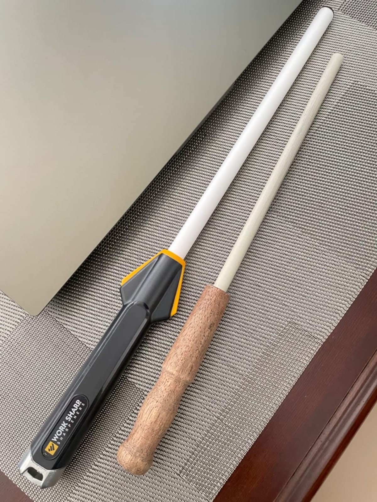 Work Sharp Kitchen Ceramic Honing Rod - Angle Guided - For Chef, Santoku, Paring, & Serrated Knives Black customer photo 1