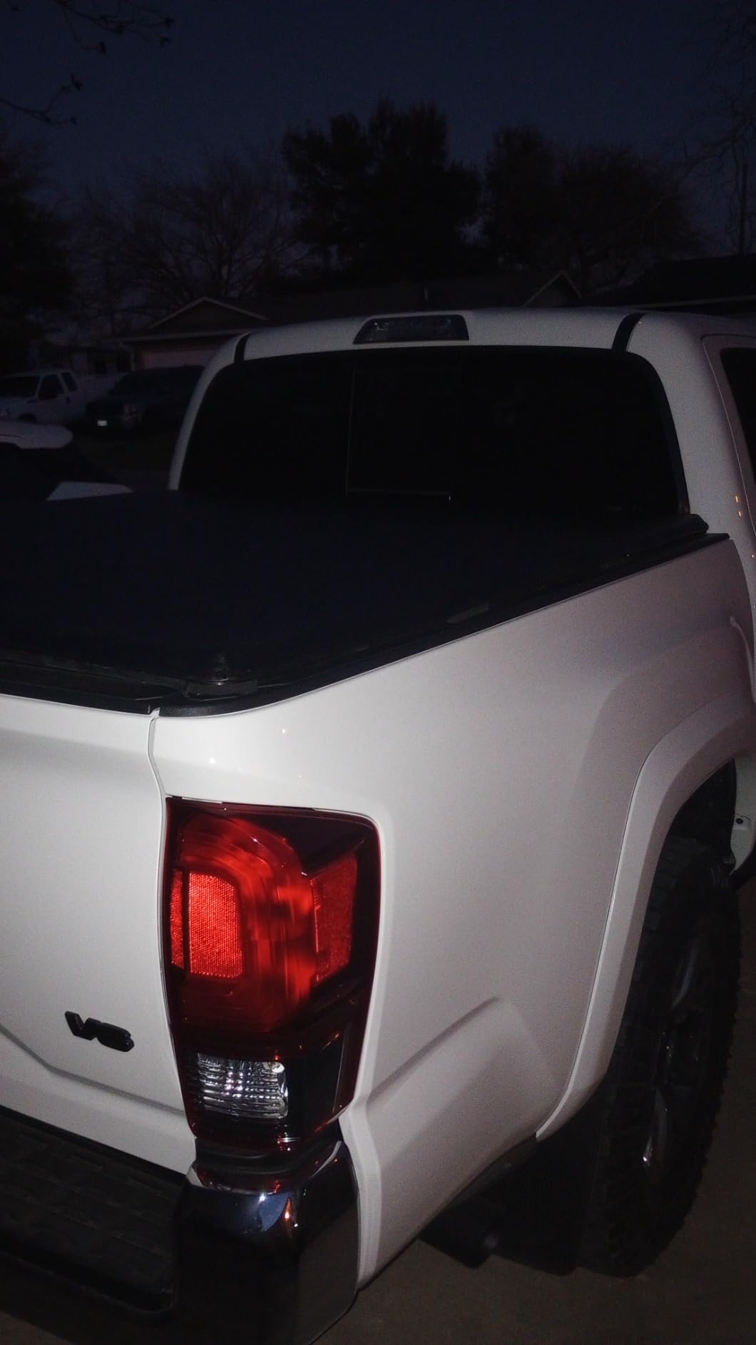 Kikito Vinyl Soft Quad-Fold Truck Tonneau Cover for 2016-2026 Tacoma 6ft(73.7in) Bed |for Models with or Without The Deck Rail System| customer photo 1