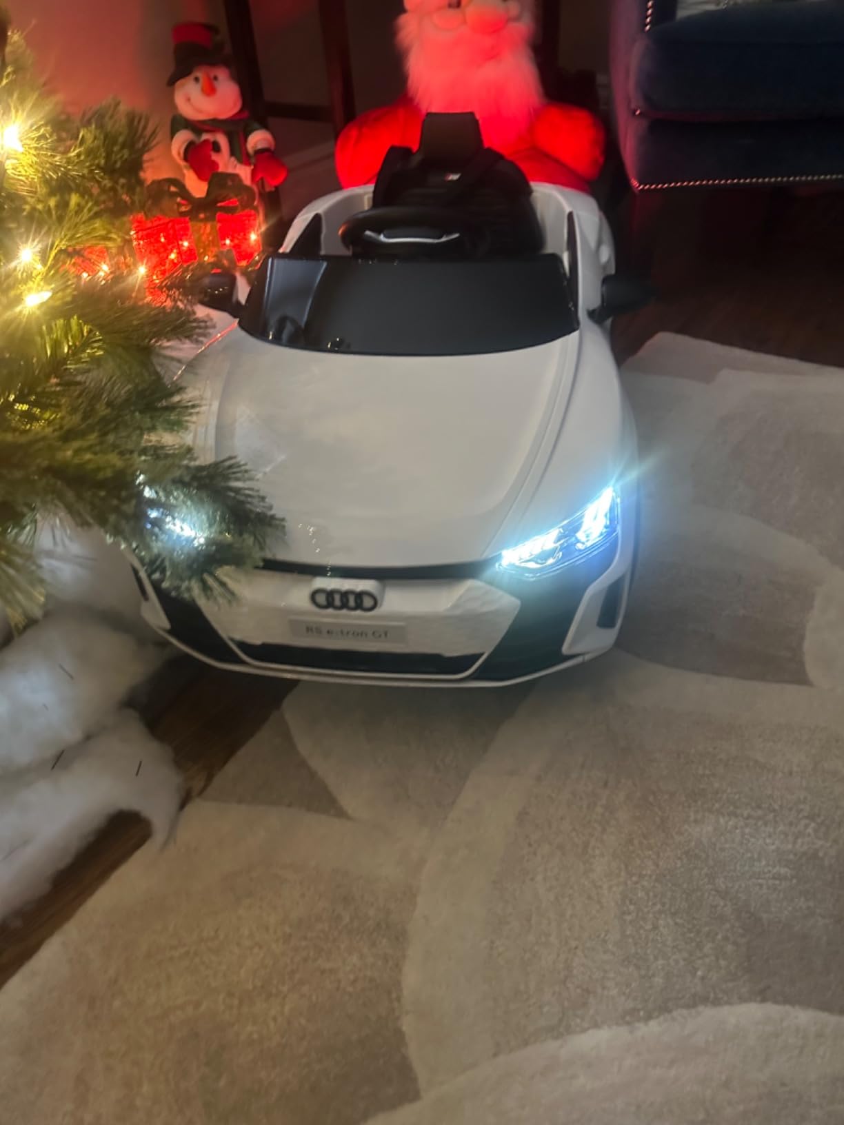 INFANS 12V Kids Ride On Car, Licensed Audi RS e-tron GT Electric Vehicle with Remote Control, Toddlers Battery Powered Toy with 4 Wheels Suspension, LED Headlight, Music, MP3, USB, TF Port (Red) customer photo 1