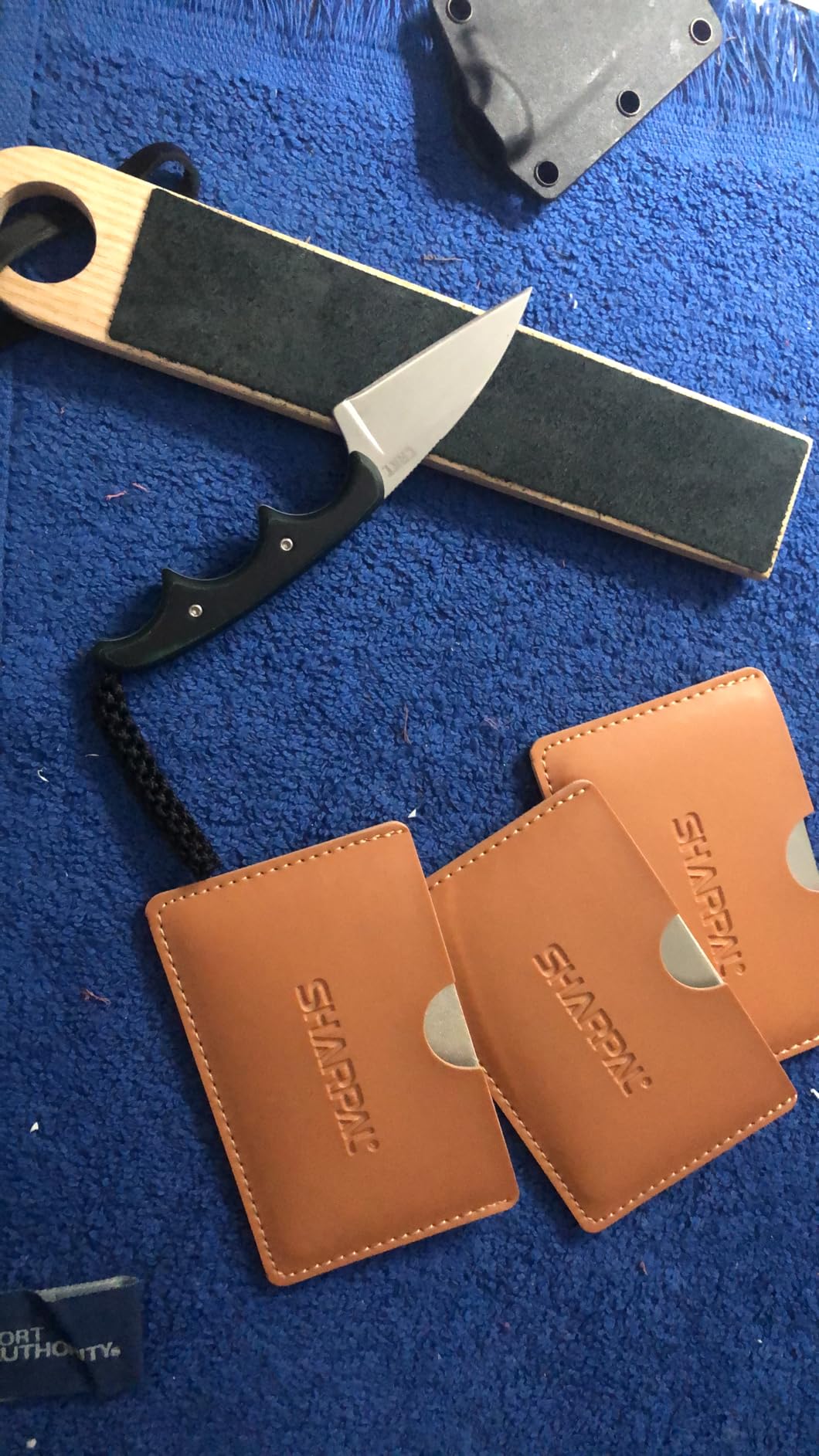 Hutsuls Pocket Knife Strop Kit - Get Razor-Sharp Edges with Pocket Leather Strop for Knife Sharpening, Easy to Use Knife Stropping Kit with Stropping Compound, Stropping Leather Sharpening Strop Block customer photo 1