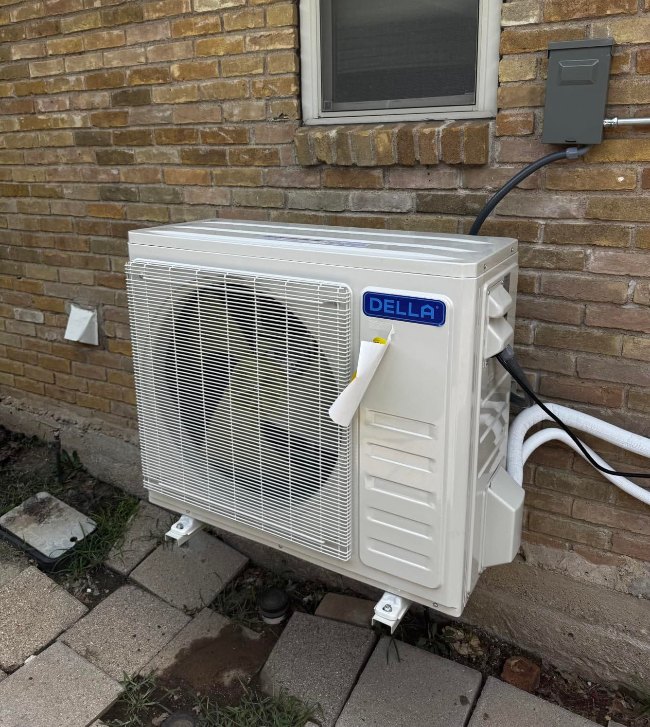 DELLA Vario Series 36,000 BTU 3 Ton 19 SEER2 Ductless Mini Split AC, Pre-Charged Heat Pump, 230V Energy Efficient Inverter System, Work with Alexa, Cools up to 2500 Sq.Ft, 16.4ft Installation Kit customer photo 1