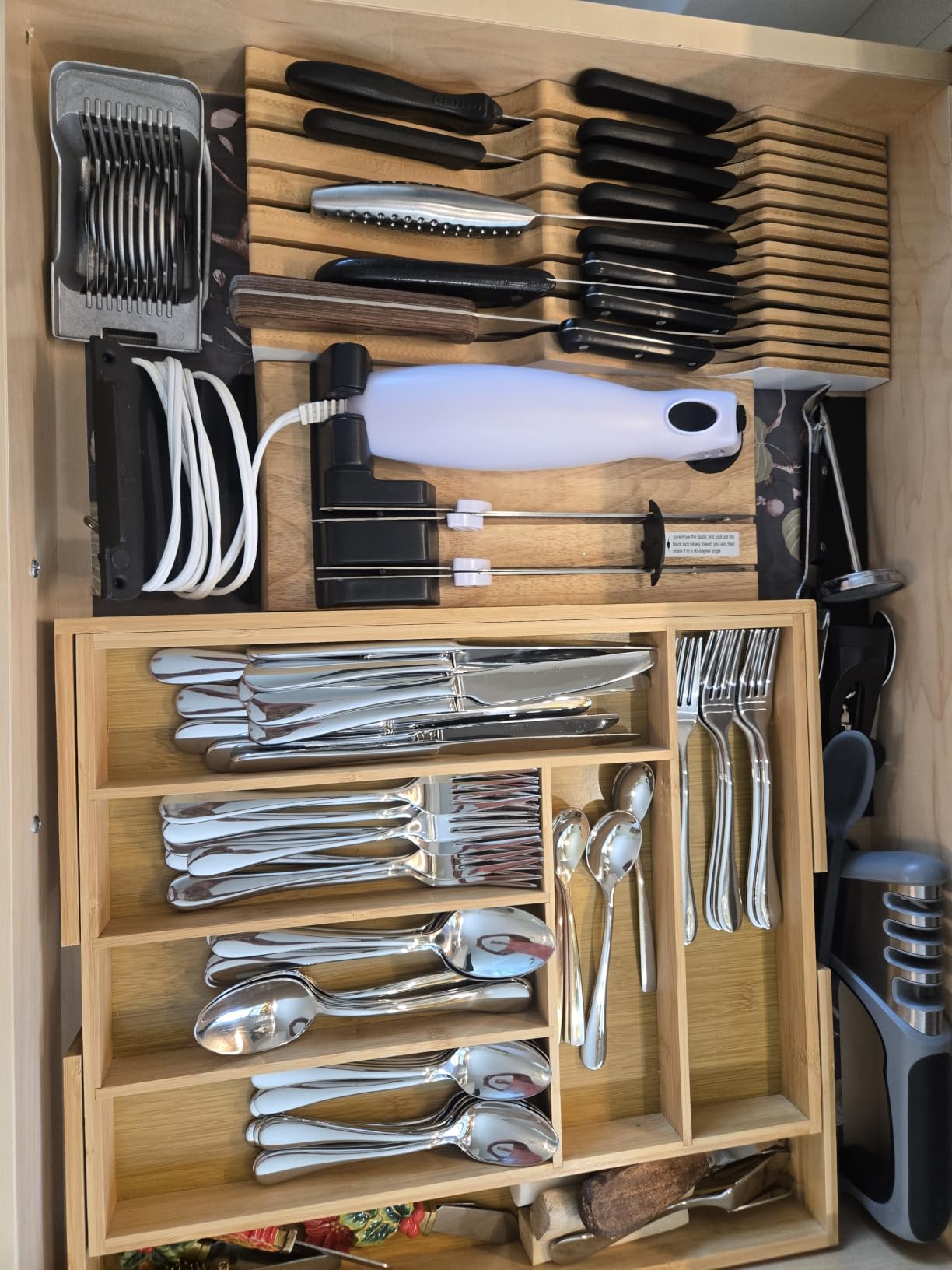 In-Drawer Knife Block Organizer - Bamboo Wood Drawer Knife Organizer-Protecting Knife Organizer Block (Not Included) (Natural, 19 Knives Dock) customer photo 2